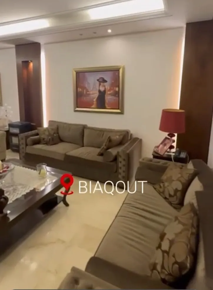 Furnished High- End Apartment in Biakout with Partial Sea View — الصورة 2