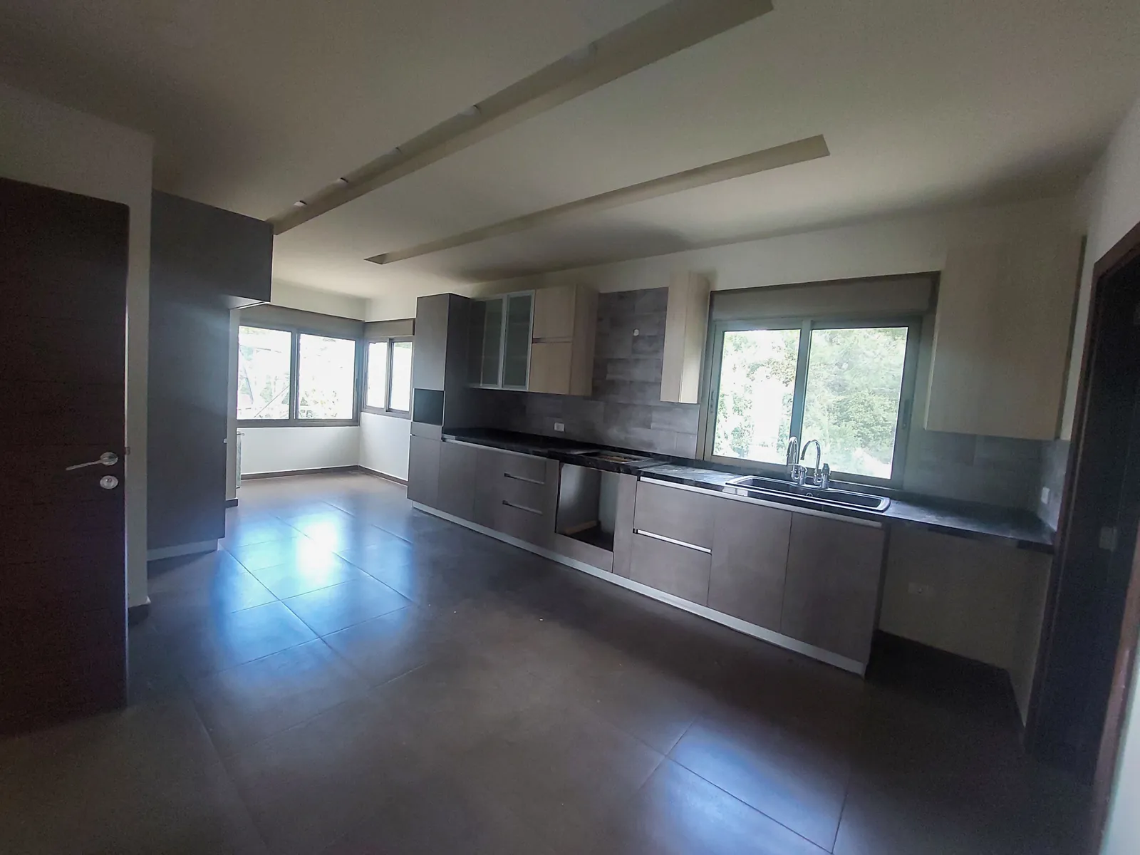 New Apartment in Rabweh, Metn with Sea and Mountain View — الصورة 5