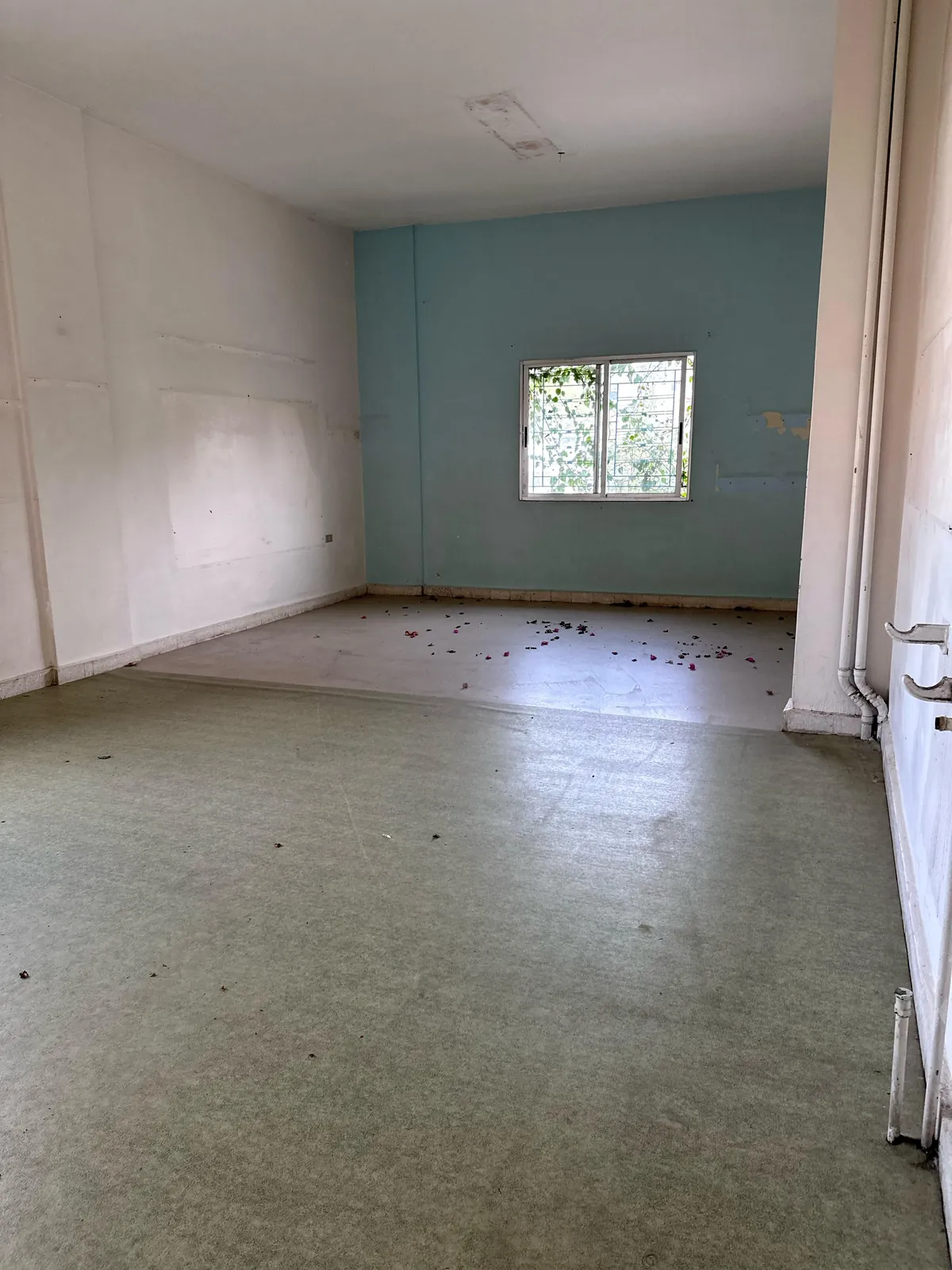 Prime Location Building for Rent in Bsalim, Metn — الصورة 4