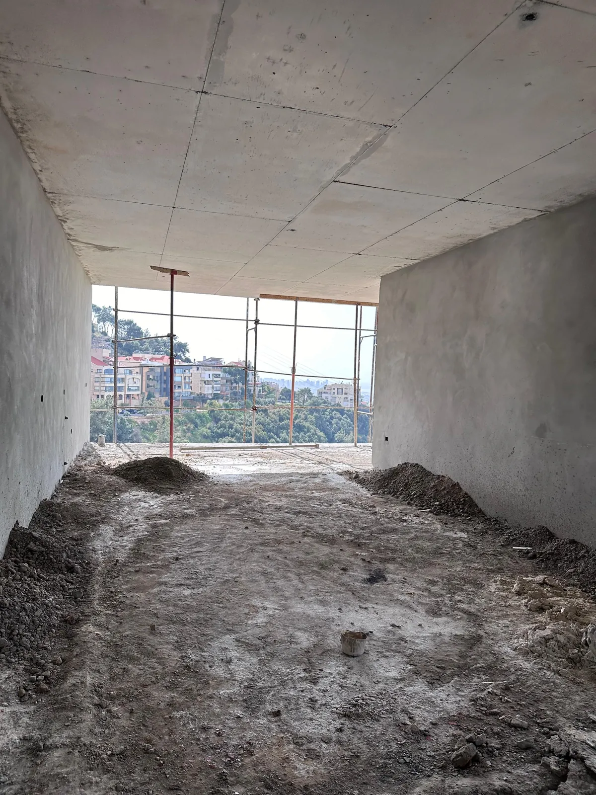Core & Shell Apartment in Bsalim, Metn with a Breathtaking Sea View — الصورة 3