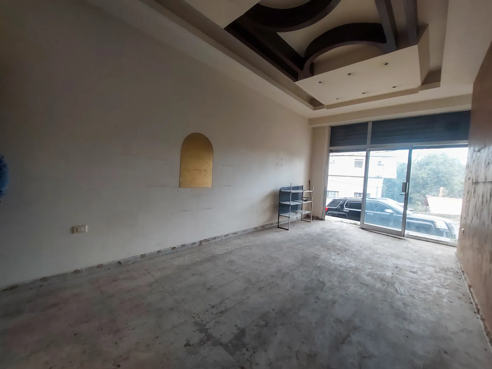 Prime Location Shop in Atchaneh, Metn