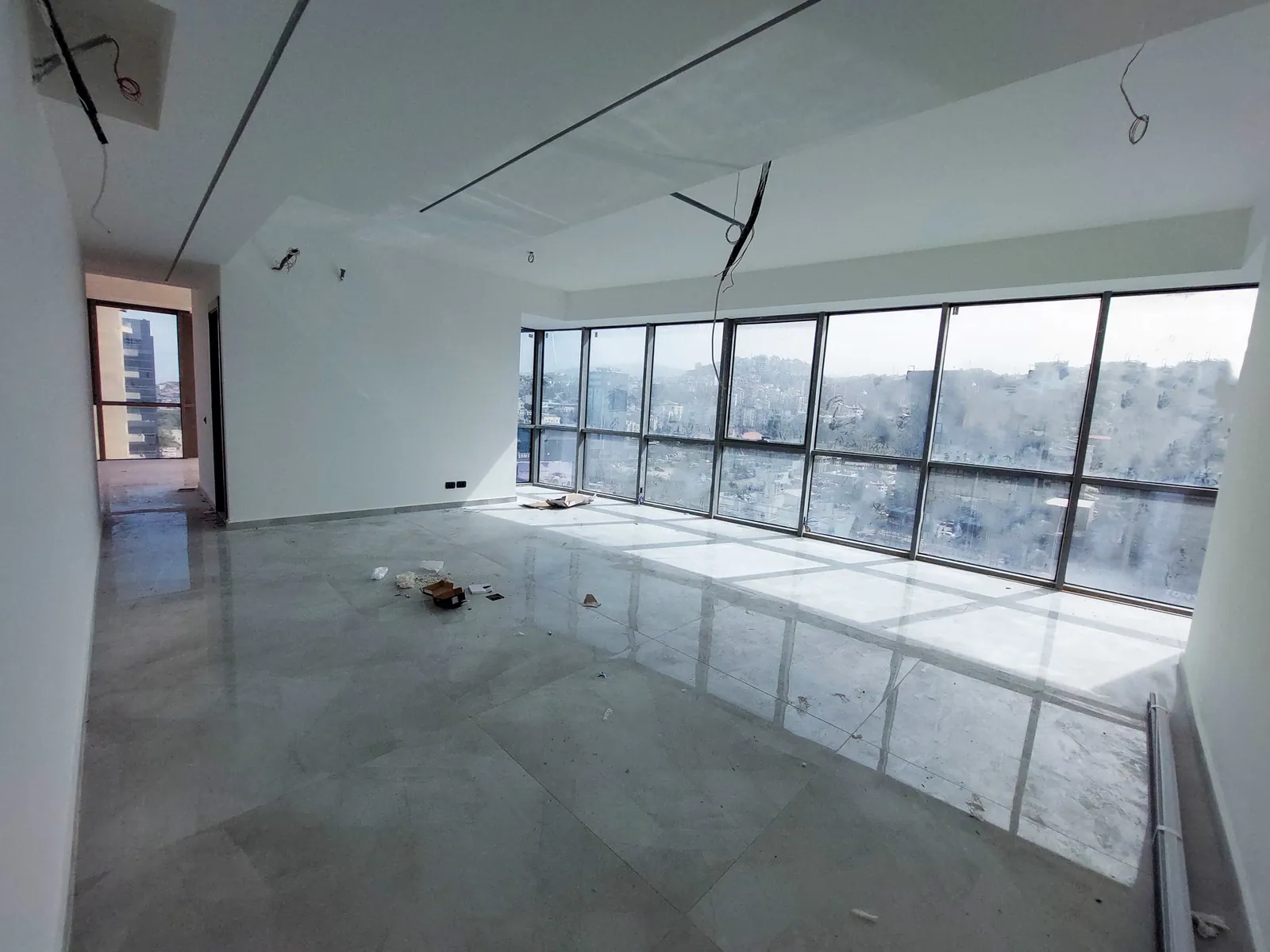 Prime Location Brand New Office in Dbayeh, Metn — الصورة 3