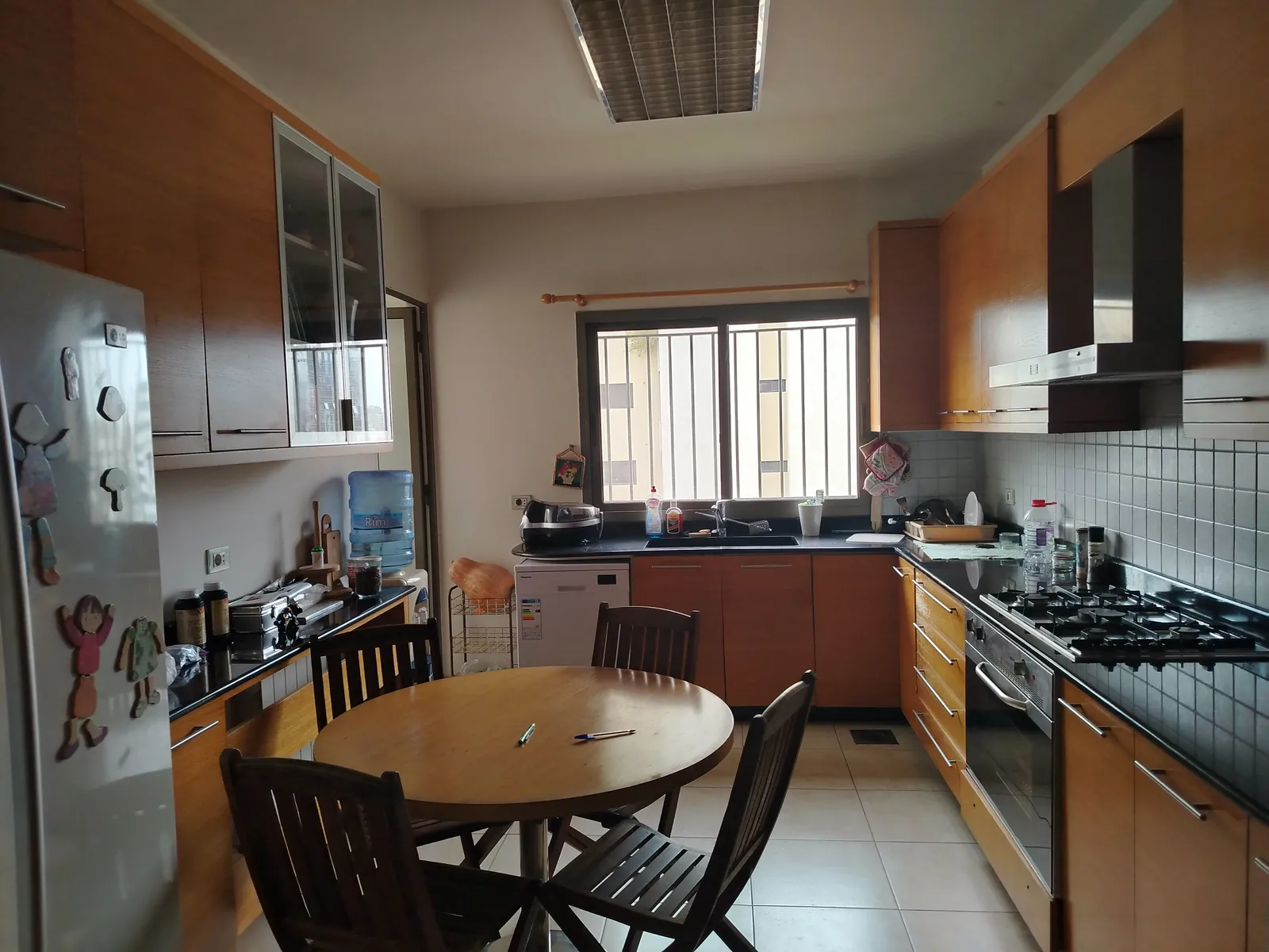 Prime Location Furnished Apartment in The Heart of Horsh Tabet — الصورة 3
