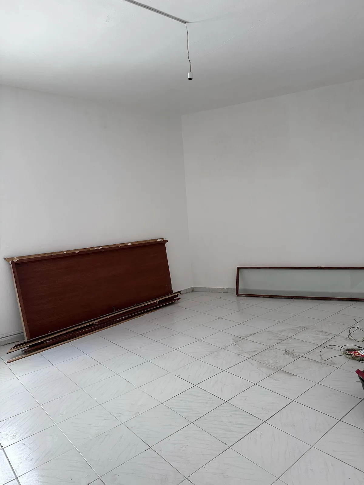 Prime Location Shop in Bsalim, Metn — photo 4