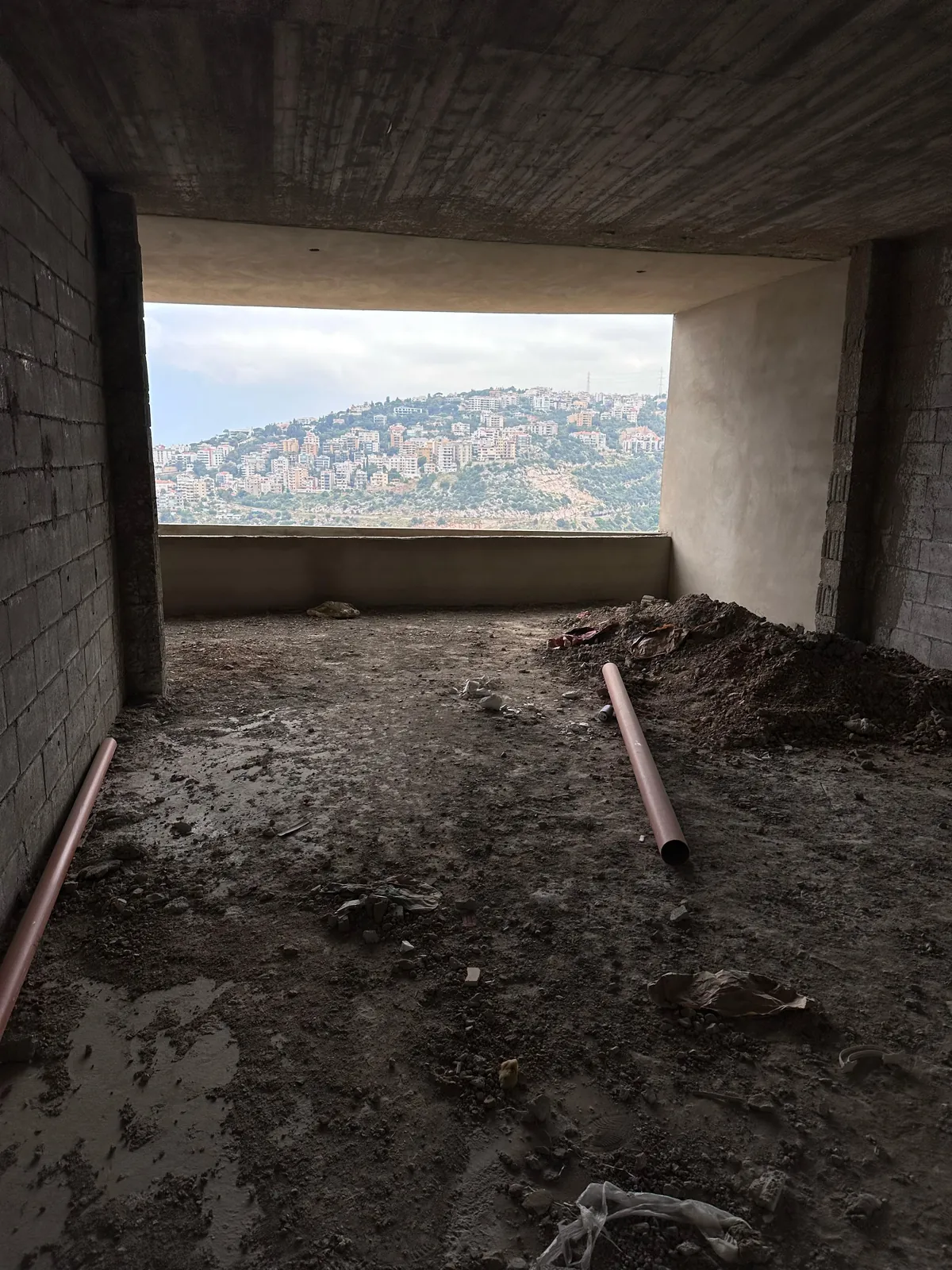 Payment Facilities - Prime Location Core & Shell Apartment in Bsalim — الصورة 2