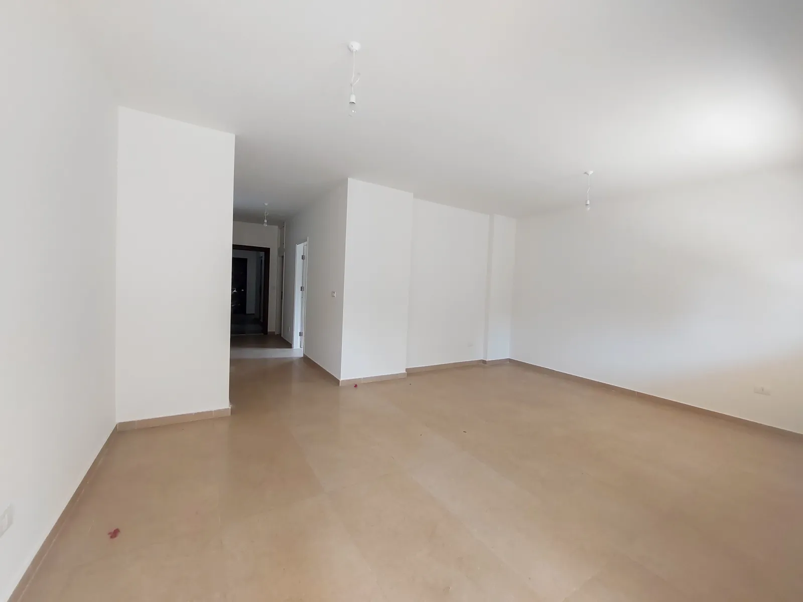 Prime Location Apartment in Naccache, Metn with Terrace + Garden — الصورة 3