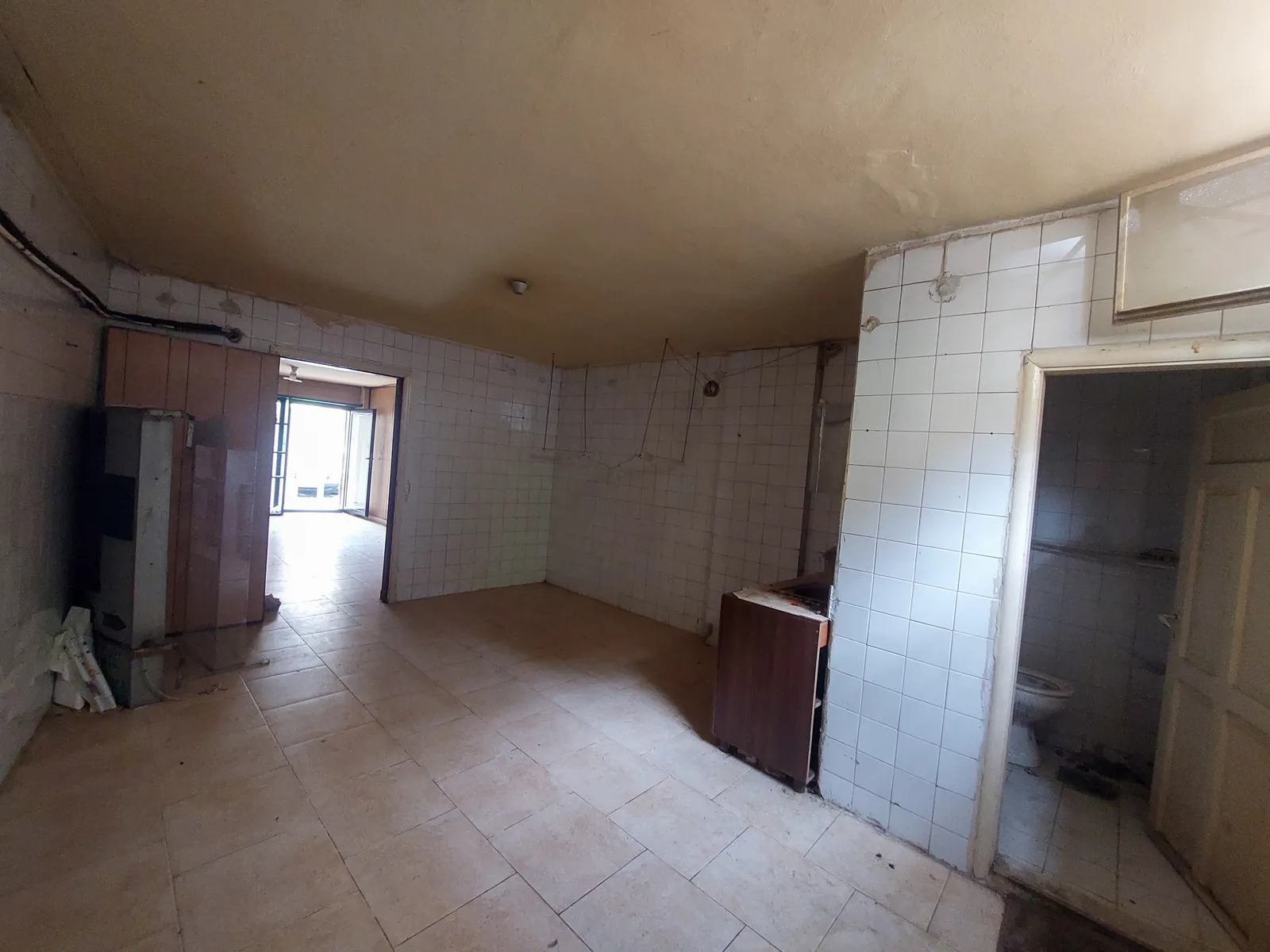 Good Location SALE/RENT Shop in Zalka, Metn — photo 4