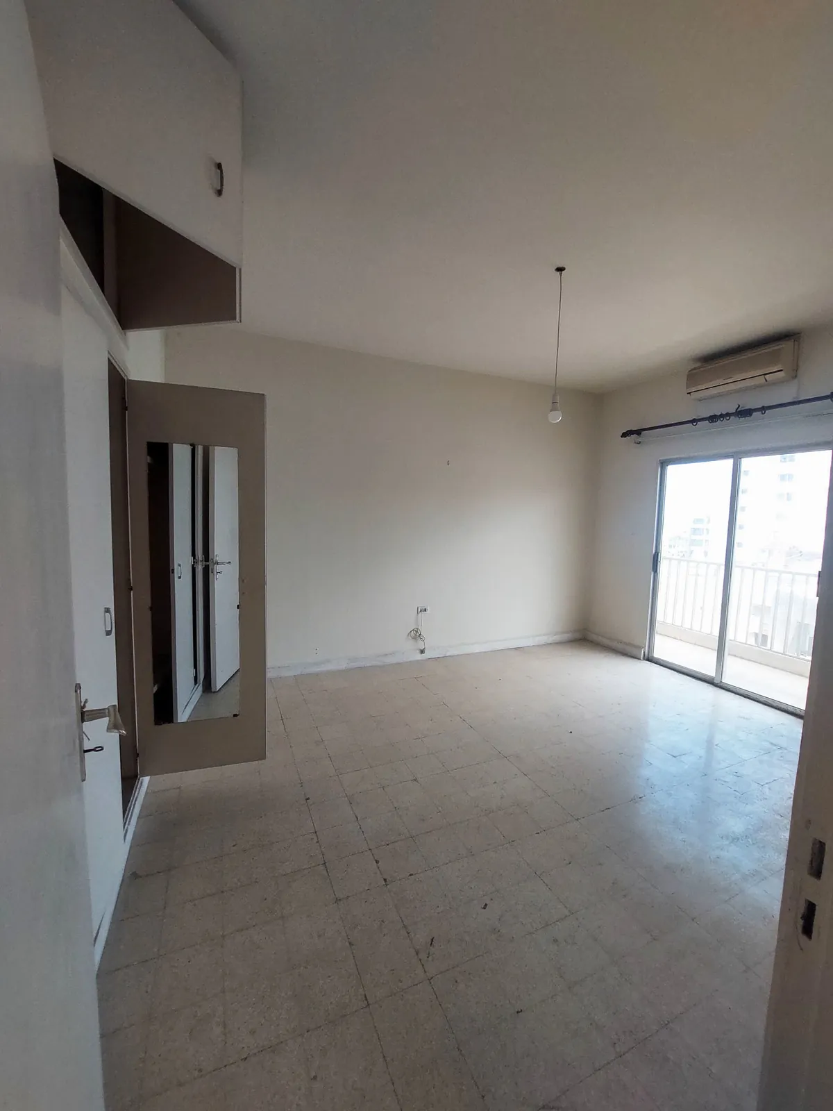 Prime Location Apartment in Zalka, Metn with City View