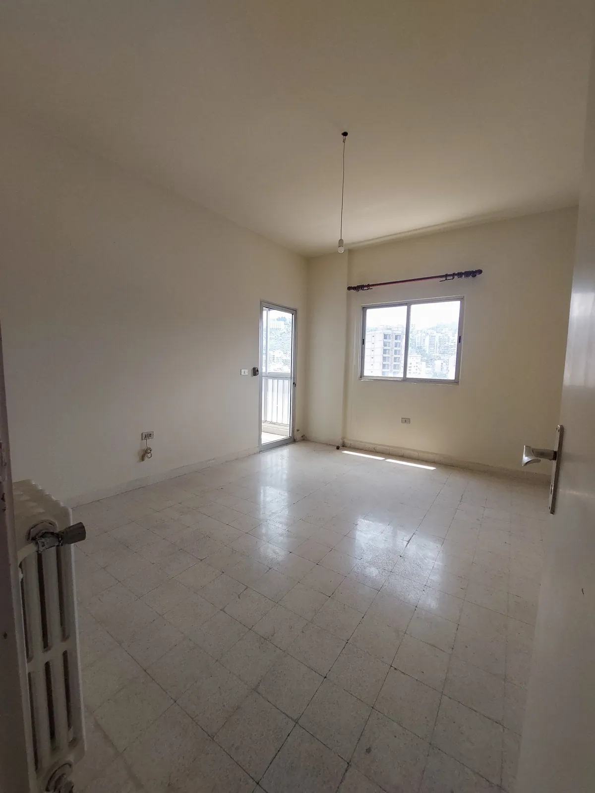 Prime Location Apartment in Zalka, Metn with City View — الصورة 5