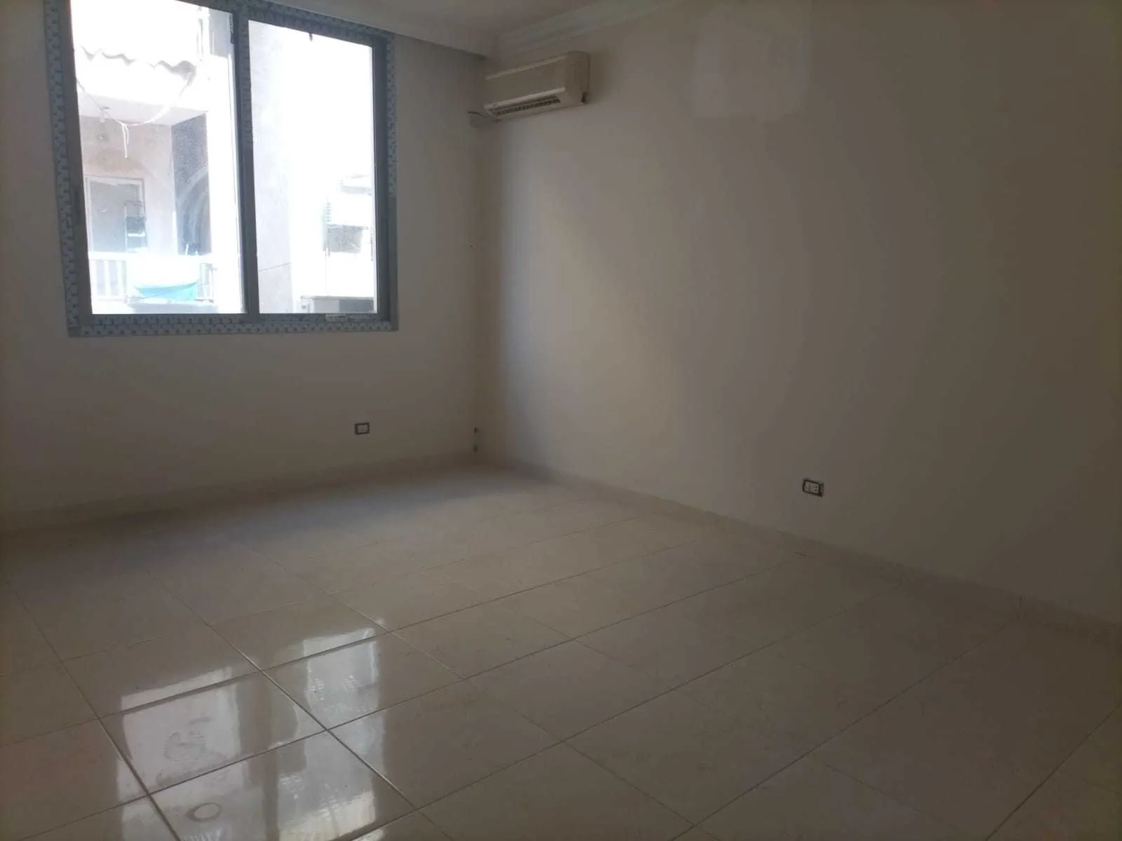 Apartment in Choueifat, Aley with a Breathtaking Calm View — الصورة 4