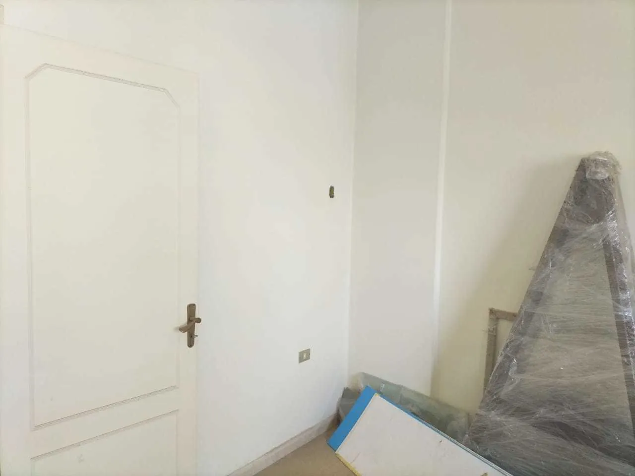 Prime Location Apartment in Haret Sakher, Keserwan — الصورة 4