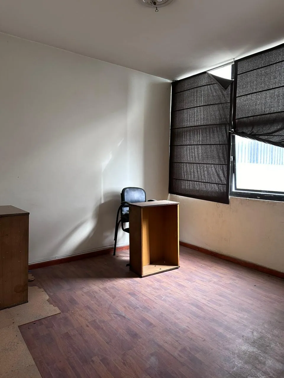 Prime Location Shop in Bsalim, Metn — photo 2