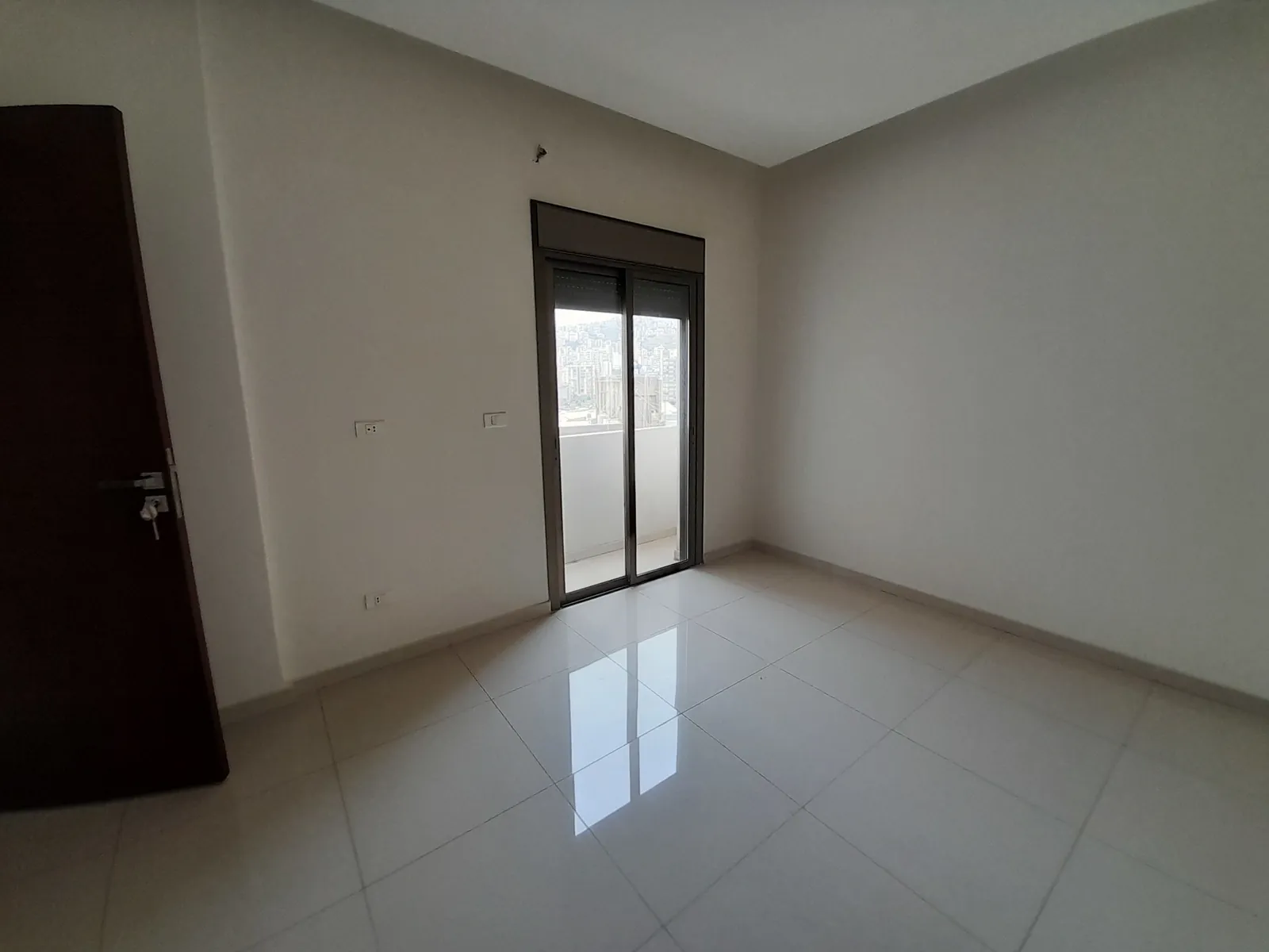 Apartment in Jdeideh, Metn with Partial Sea View — photo 4