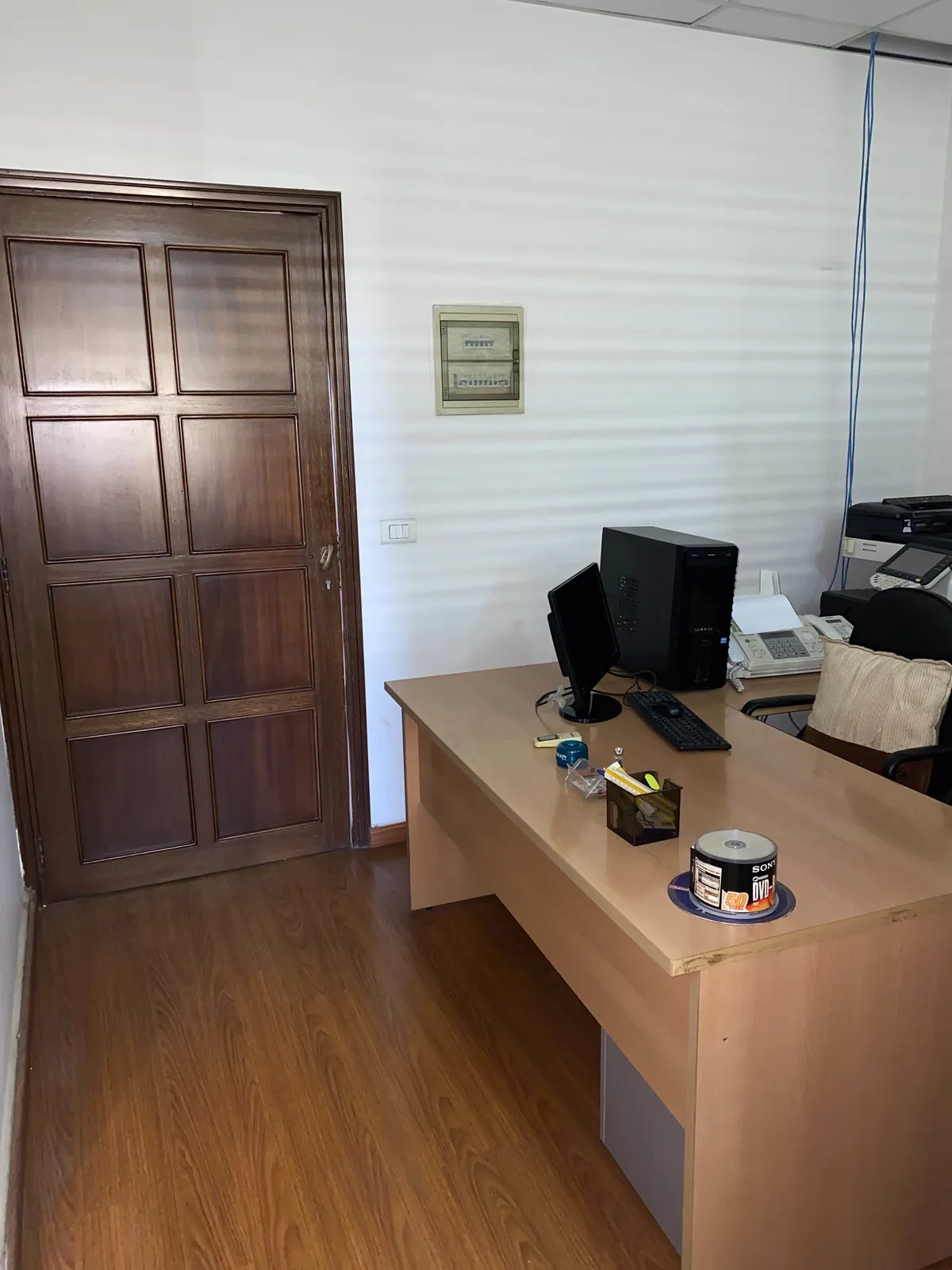 Office for Rent in Bauchrieh, Metn — الصورة 2