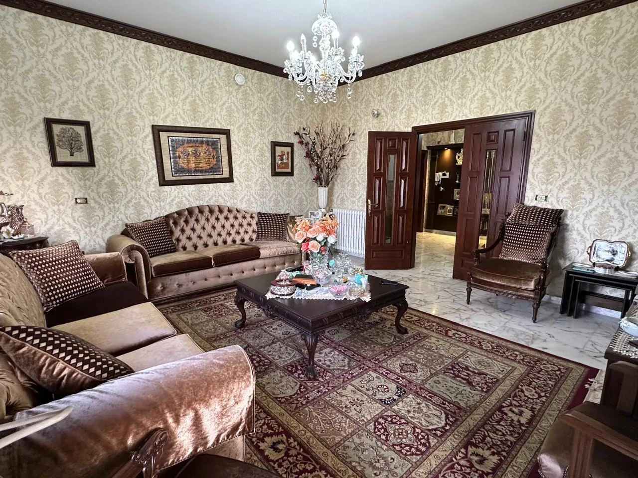 Villa in Qab Elias, Bekaa with Full Panoramic Mountain View — الصورة 3