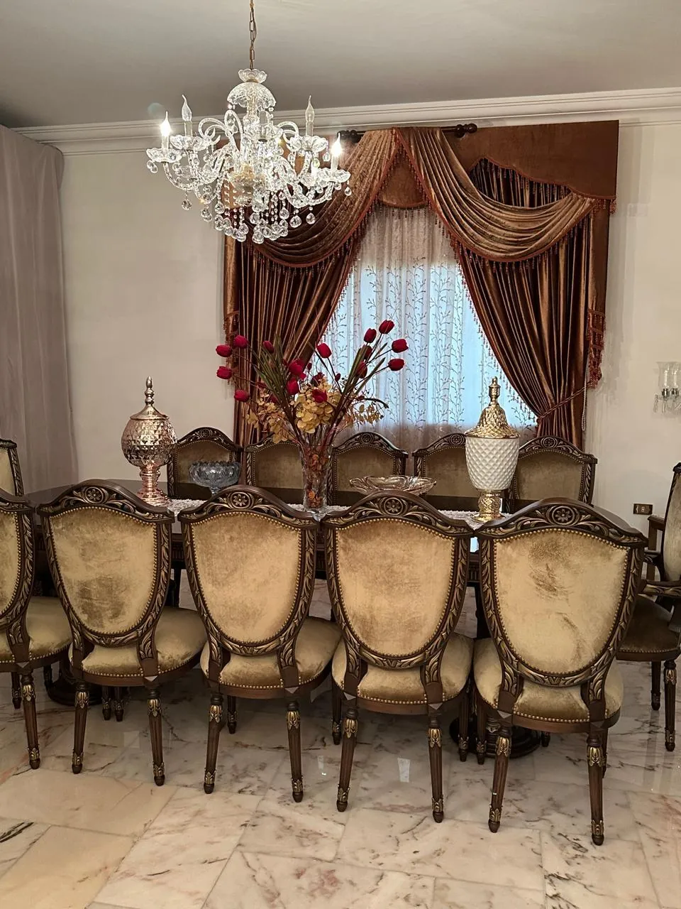 Villa in Qab Elias, Bekaa with Full Panoramic Mountain View — الصورة 4