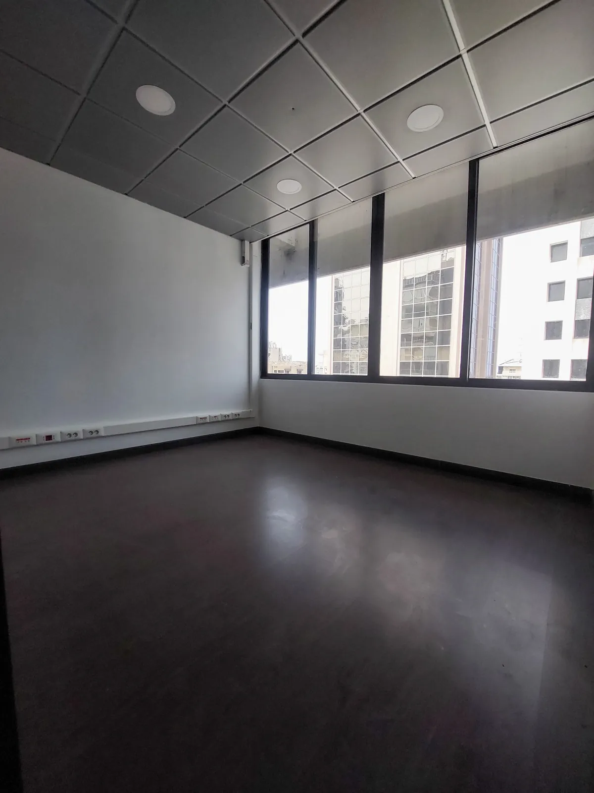 Prime Location Office in Jal El Dib, Metn — الصورة 4