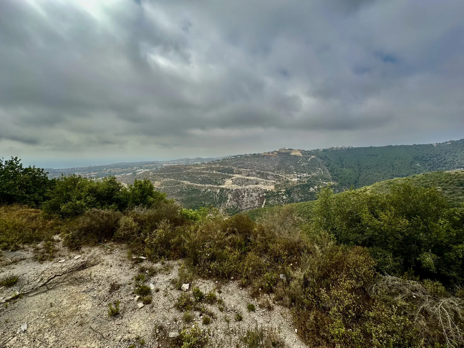 Land in Hboub, Jbeil with Full Sea View ( Unblockable) — الصورة 1