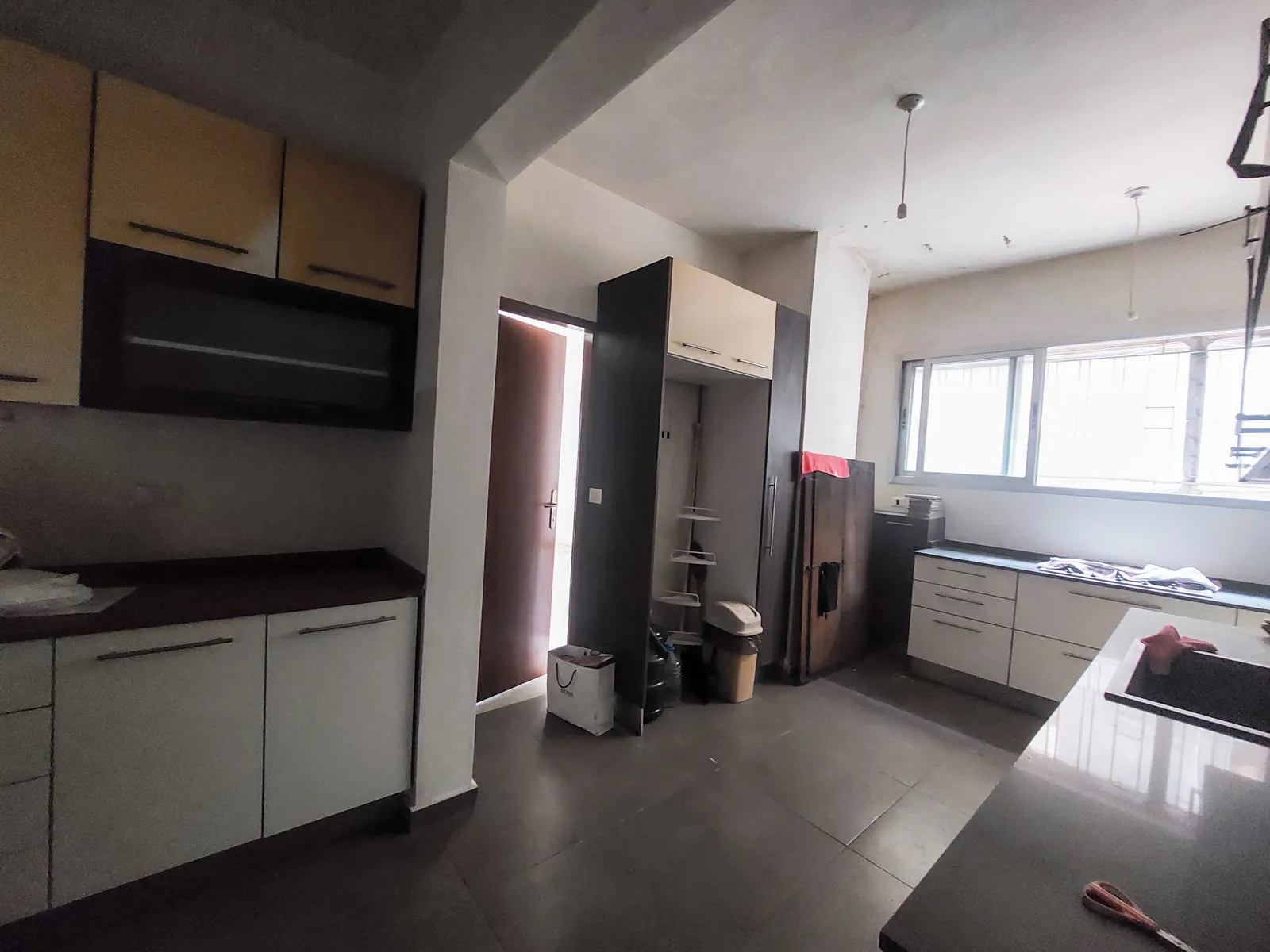 Spacious Apartment in Mazraat Yachouh, Metn — الصورة 3