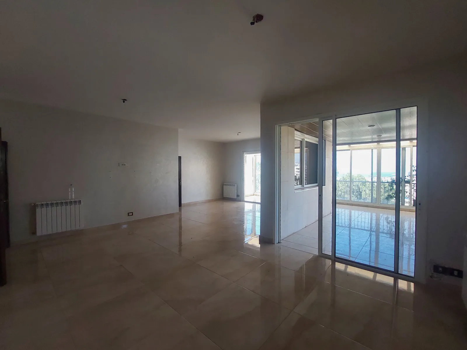 Apartment in Mar Roukoz + Sea View & Terrace — الصورة 2