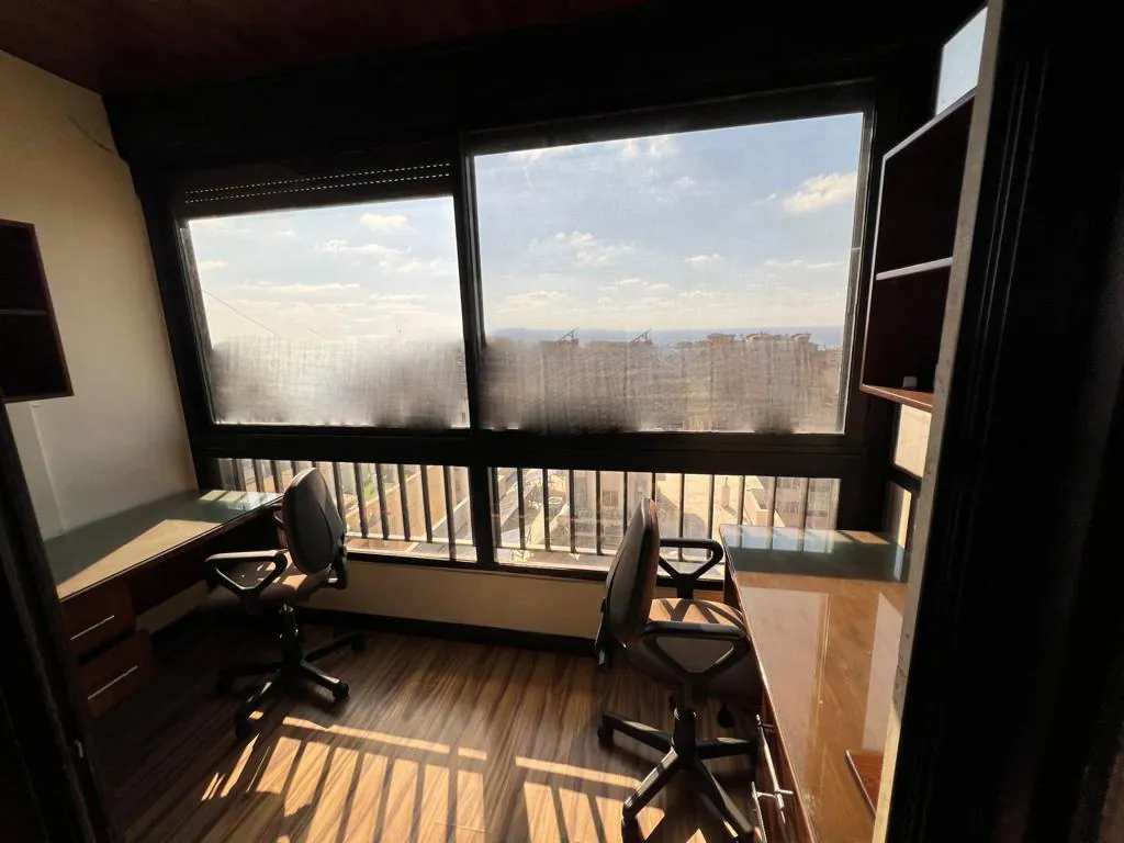 Apartment in Jnah, Beirut, with a Breathtaking Sea View — الصورة 5