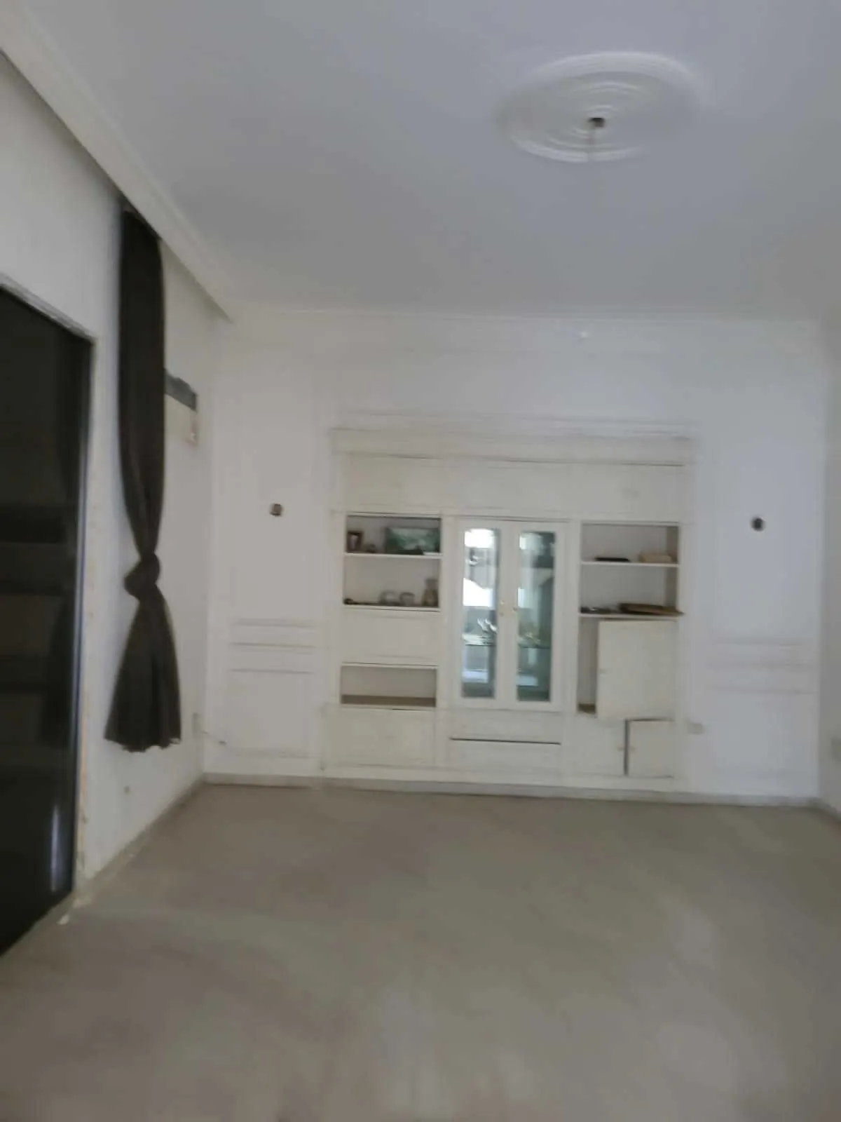 Apartment in Bir Hasan, Beirut with Breathtaking Calm View — الصورة 2