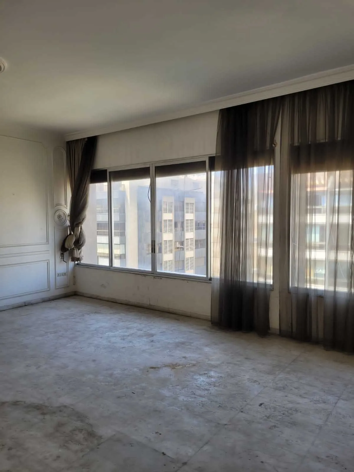 Apartment in Bir Hasan, Beirut with Breathtaking Calm View — الصورة 4