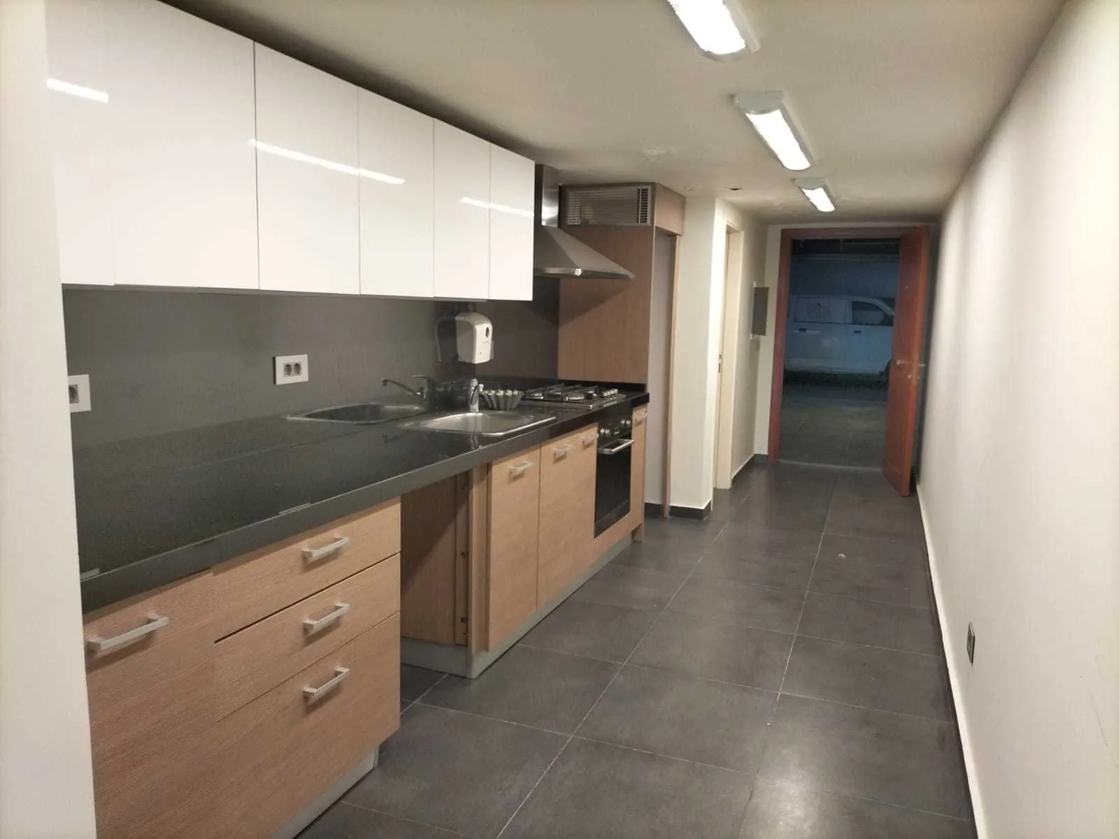 FURNISHED Duplex Chalet in Halat, Jbeil with Sea View — الصورة 2