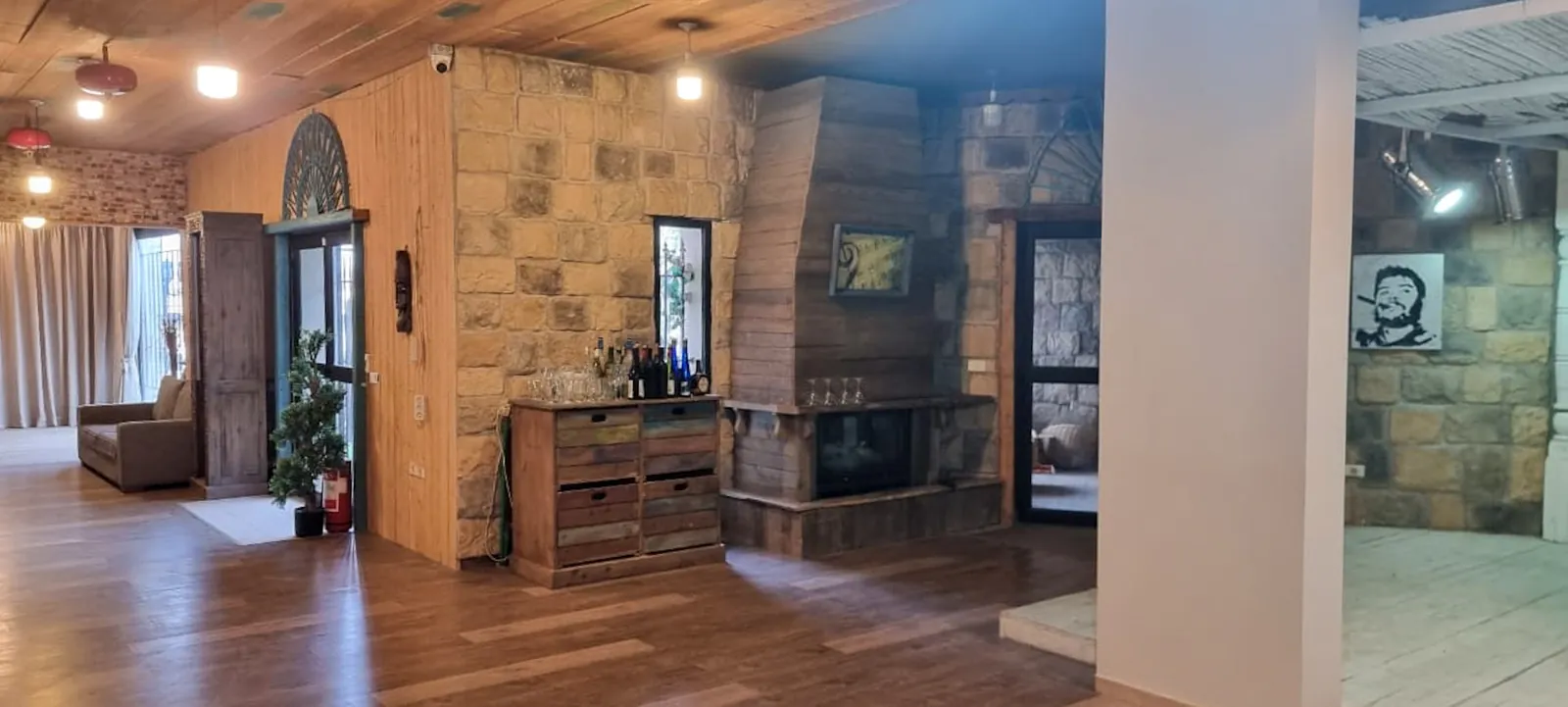 Prime Location Shop/Showroom in Bikfaya , Metn — الصورة 3