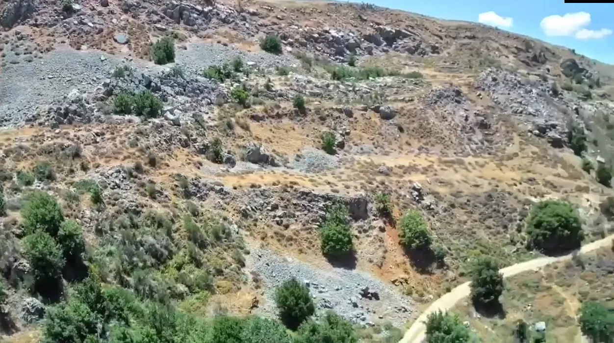 Land in El Mreijat, Aley Overlooking the Mountains