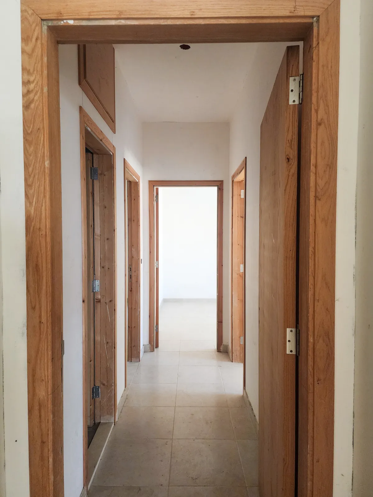 Prime Location Apartment in Douar, Metn with Mountain View — photo 2