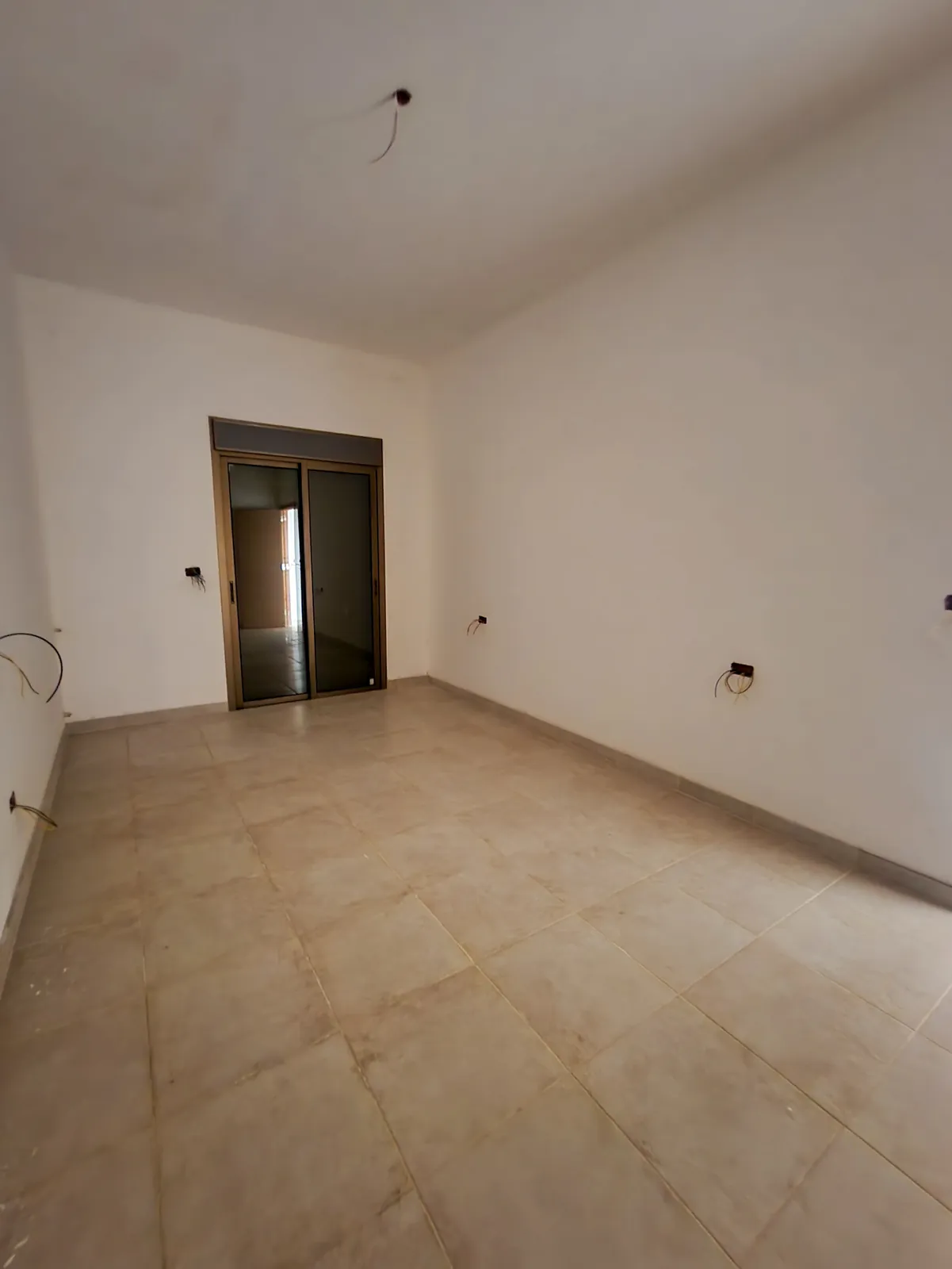 Prime Location Apartment in Douar, Metn with a Partial View — photo 2