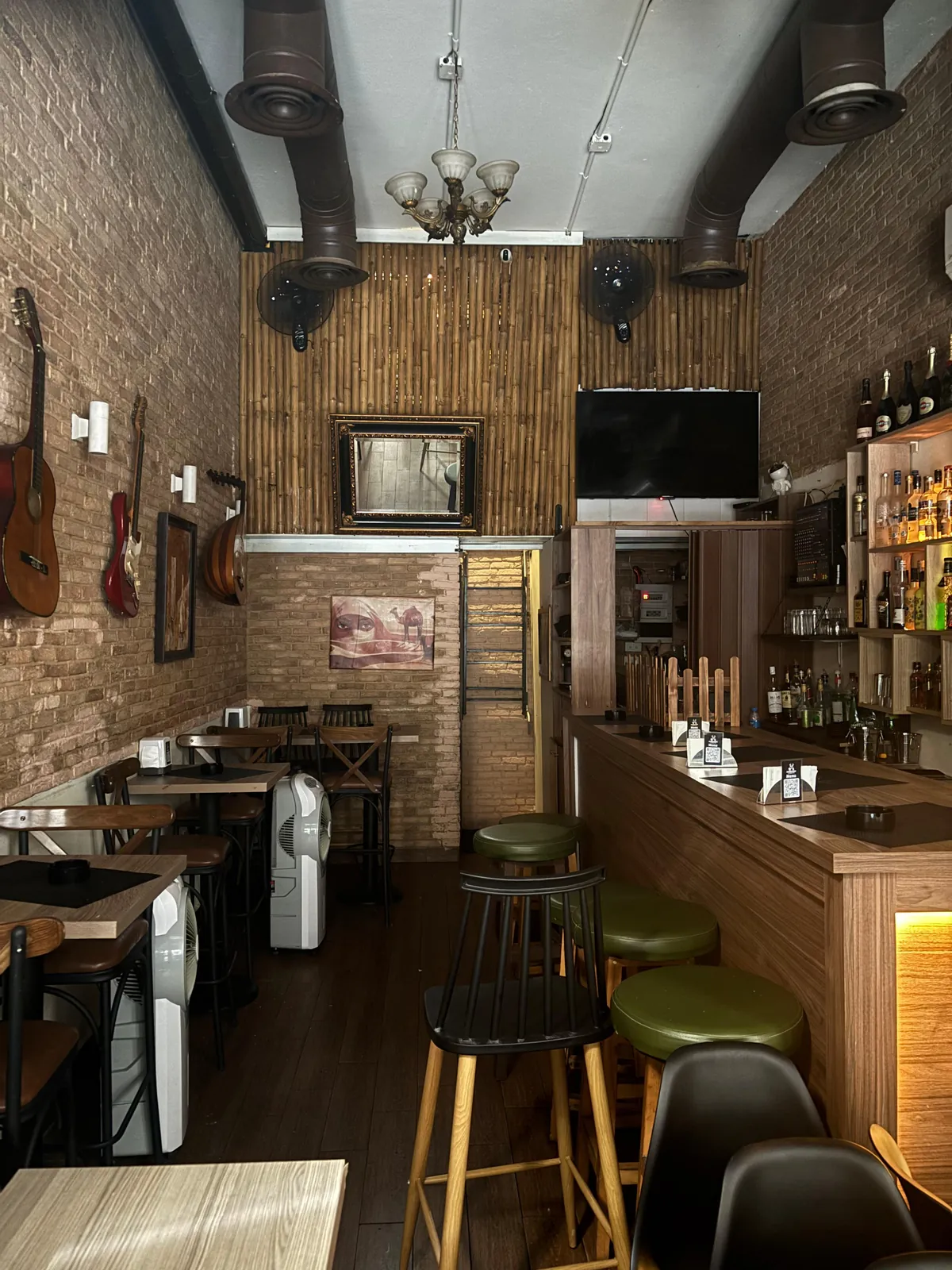 Prime Location Shop in Hamra, Beirut
