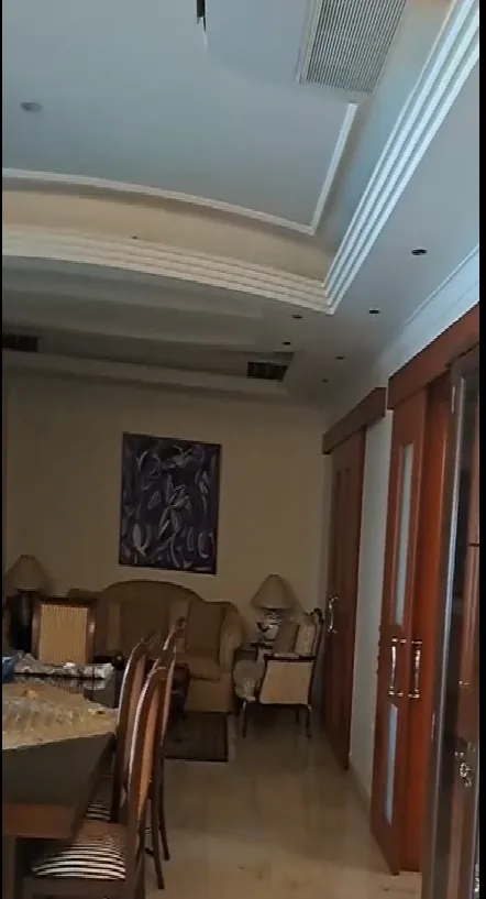 Prime Location Apartment in Jnah, Beirut with a Serene View — الصورة 4