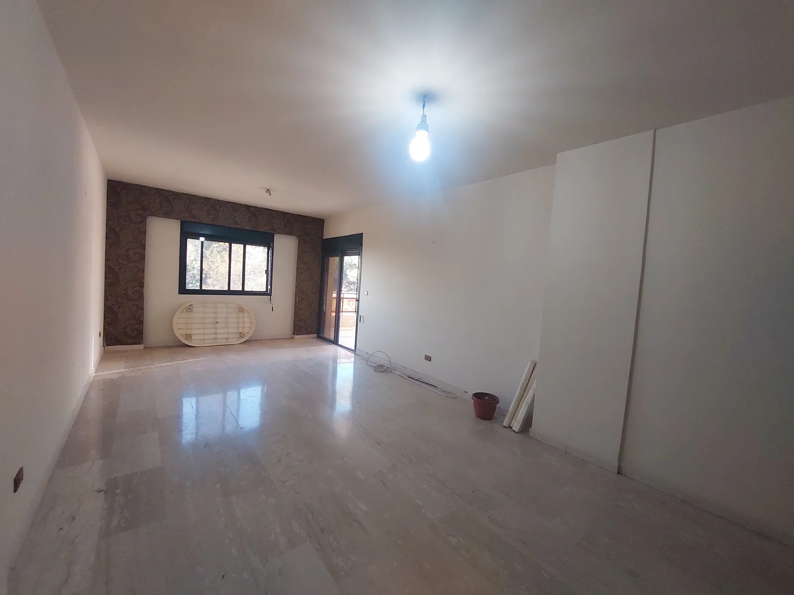 Prime Location Apartment in Dik El Mehdi, Metn
