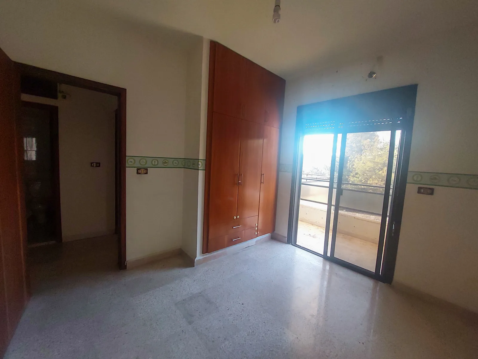 Prime Location Apartment in Dik El Mehdi, Metn — photo 3