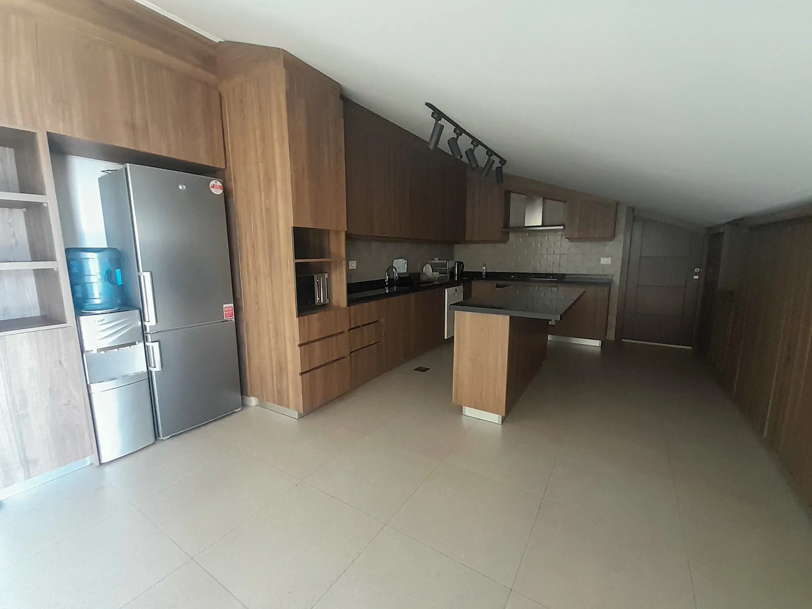 FURNISHED Rooftop Apartment in Bikfaya with Mountain & Sea View — photo 4
