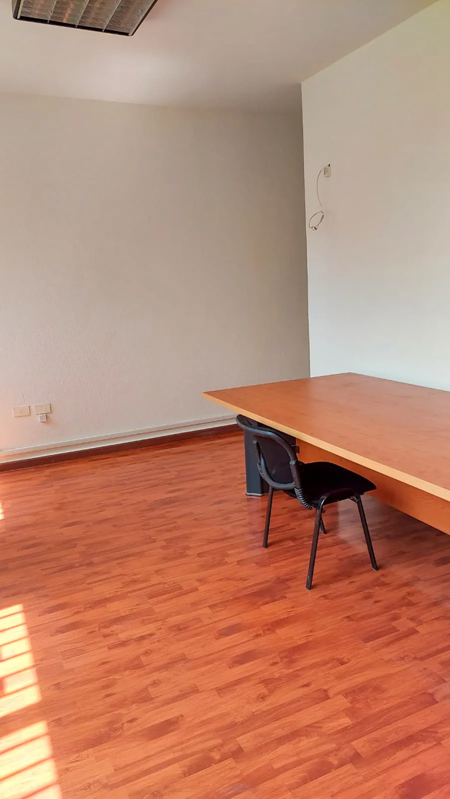 Prime Location Office in Dekwaneh, Metn — الصورة 2
