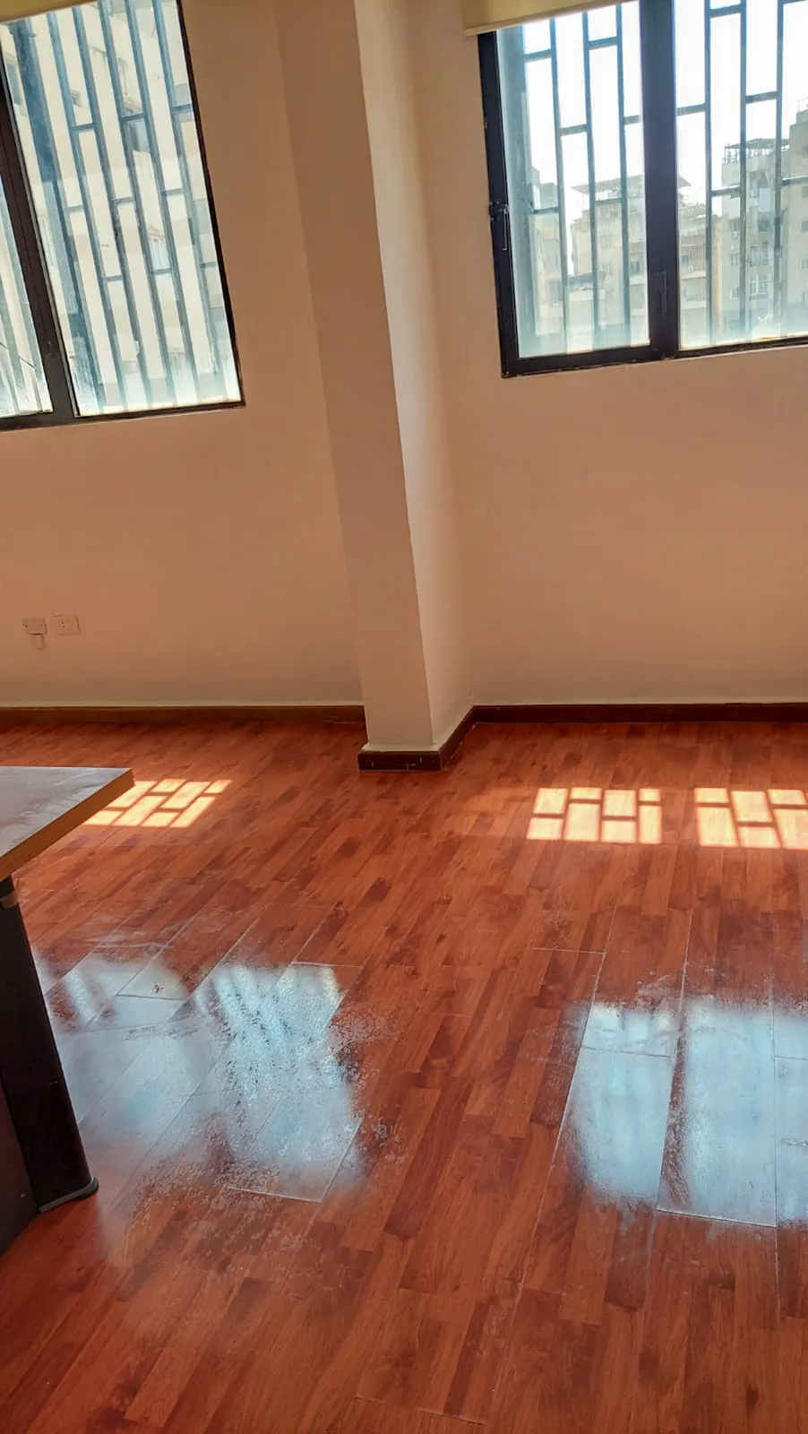 Prime Location Office in Dekwaneh, Metn — الصورة 4