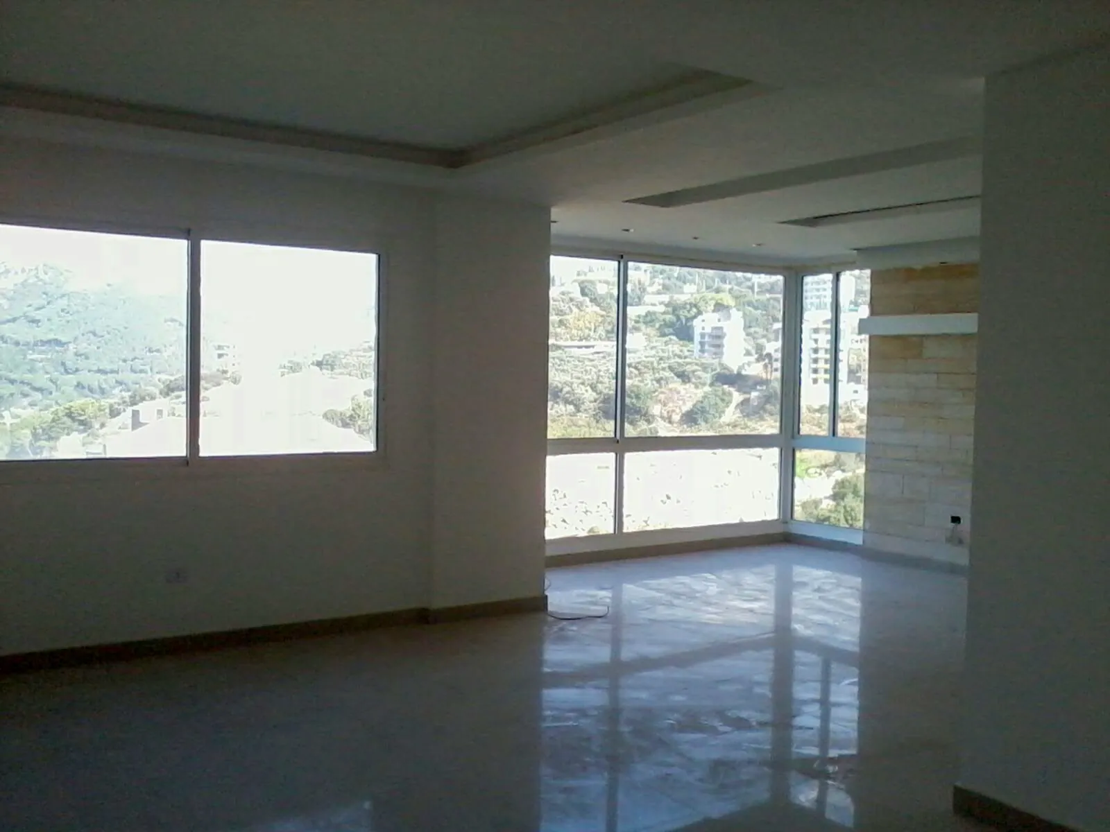 Decorated Apartment in Zikrit, Metn with Mountain View — الصورة 2