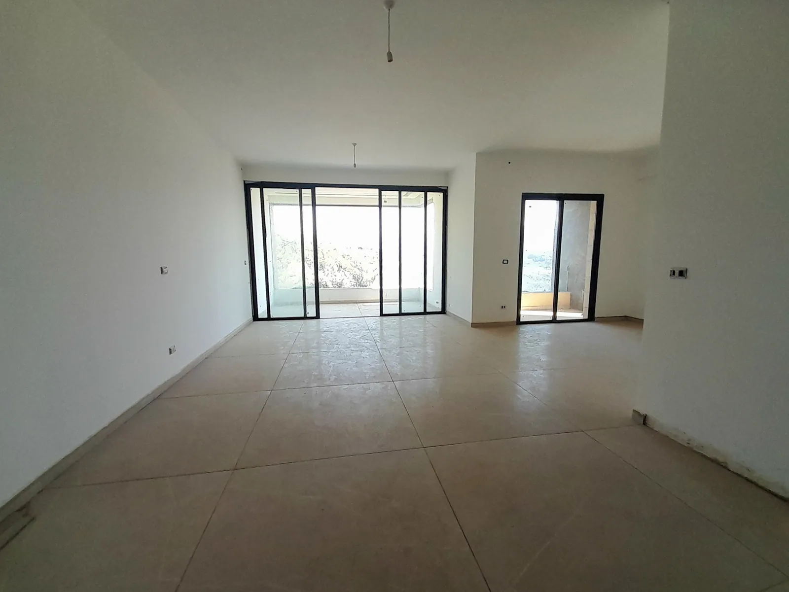 Duplex in Oyoun Broumana, Metn with Mountain View + TERRACE — الصورة 1