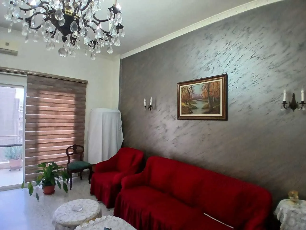Fully Renovated Apartment/Polycinic in Bauchrieh, Metn — الصورة 2