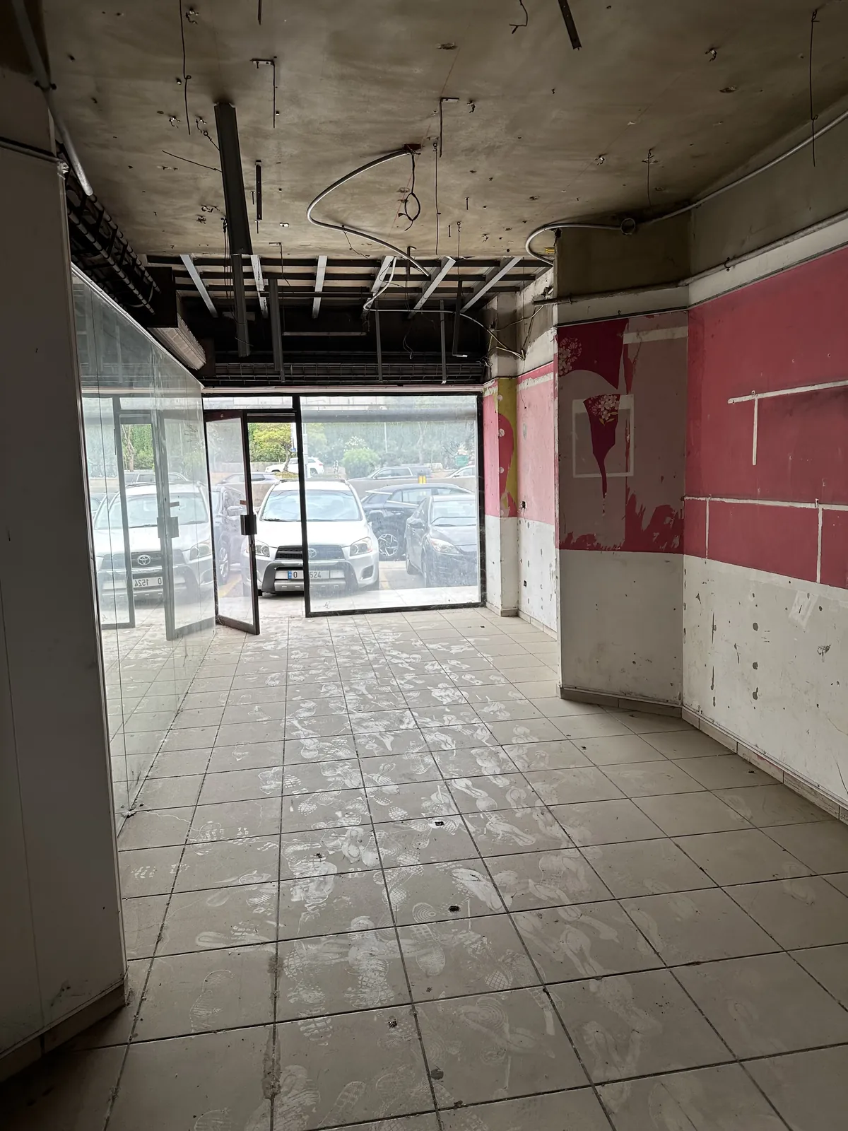 Good Location Retail Shop Kaslik, Keserwan — الصورة 2