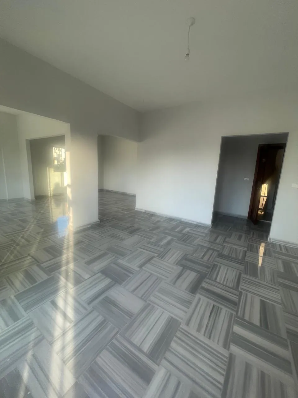 Fully Renovated Apartment in Adonis, Keserwan — الصورة 2