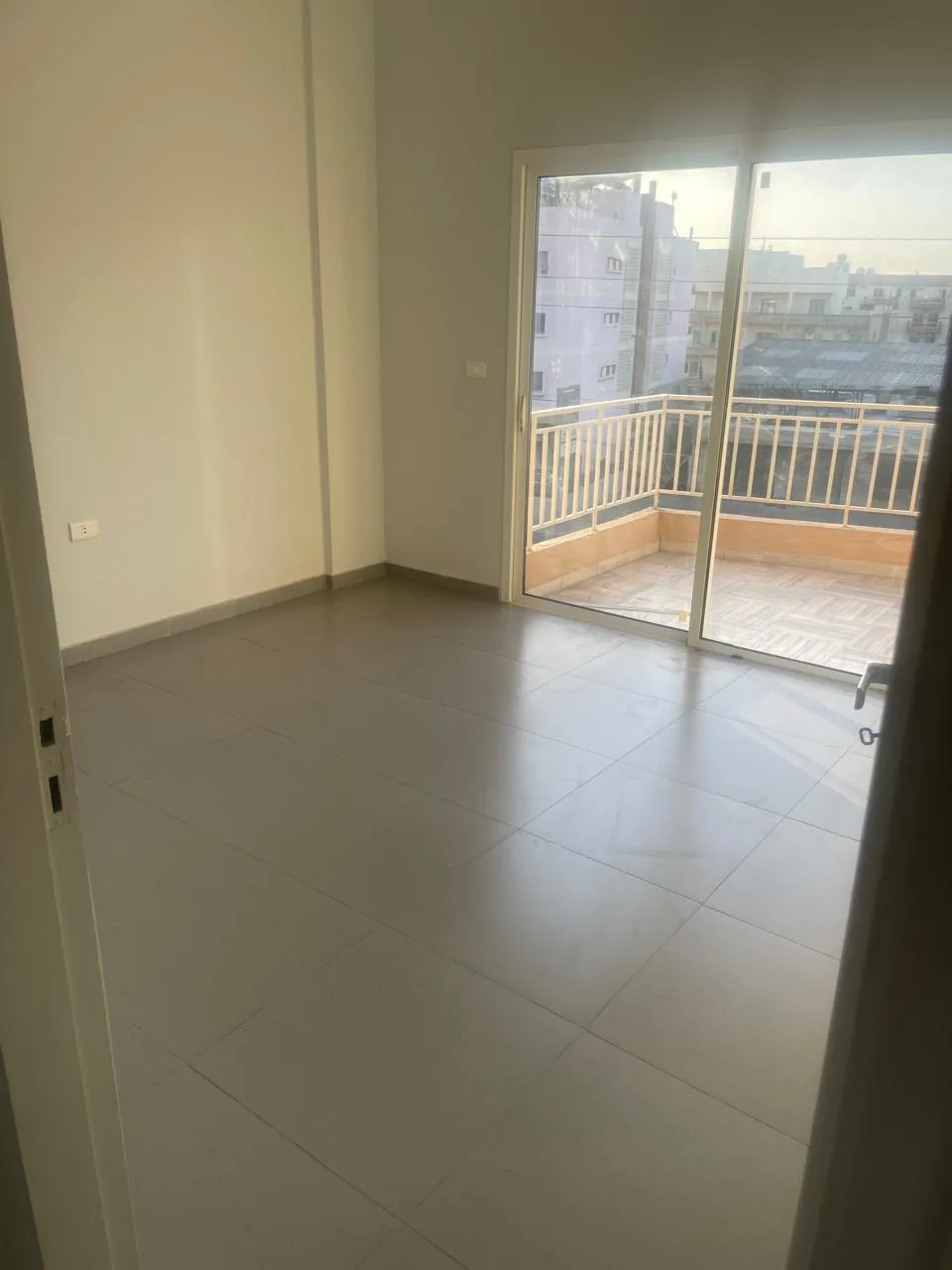 Fully Renovated Apartment in Adonis, Keserwan — الصورة 4