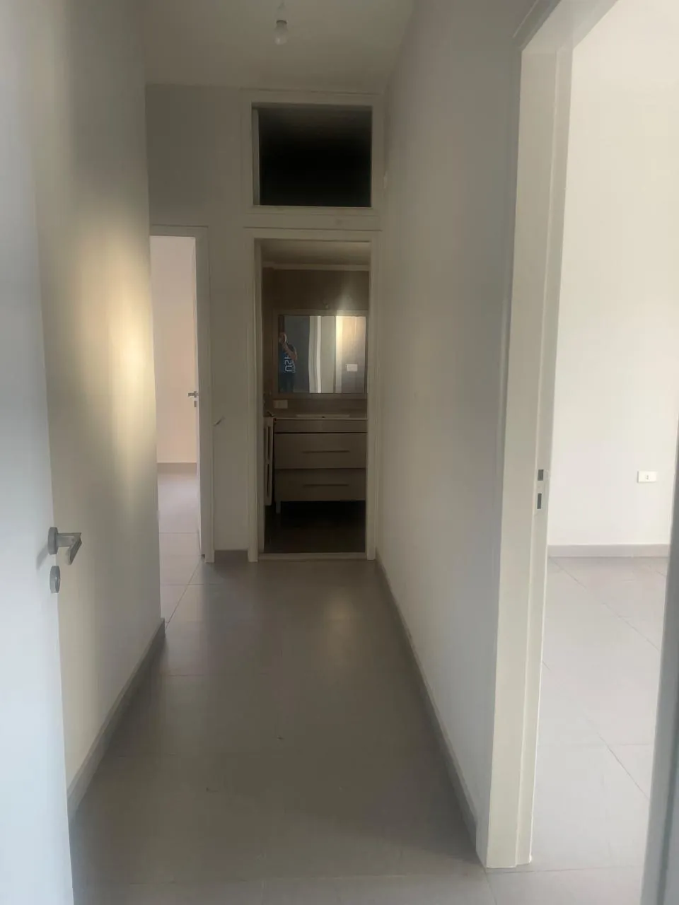 Fully Renovated Apartment in Adonis, Keserwan — الصورة 5