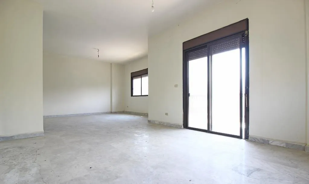 Prime Location Apartment in Jdeideh, Metn — photo 2