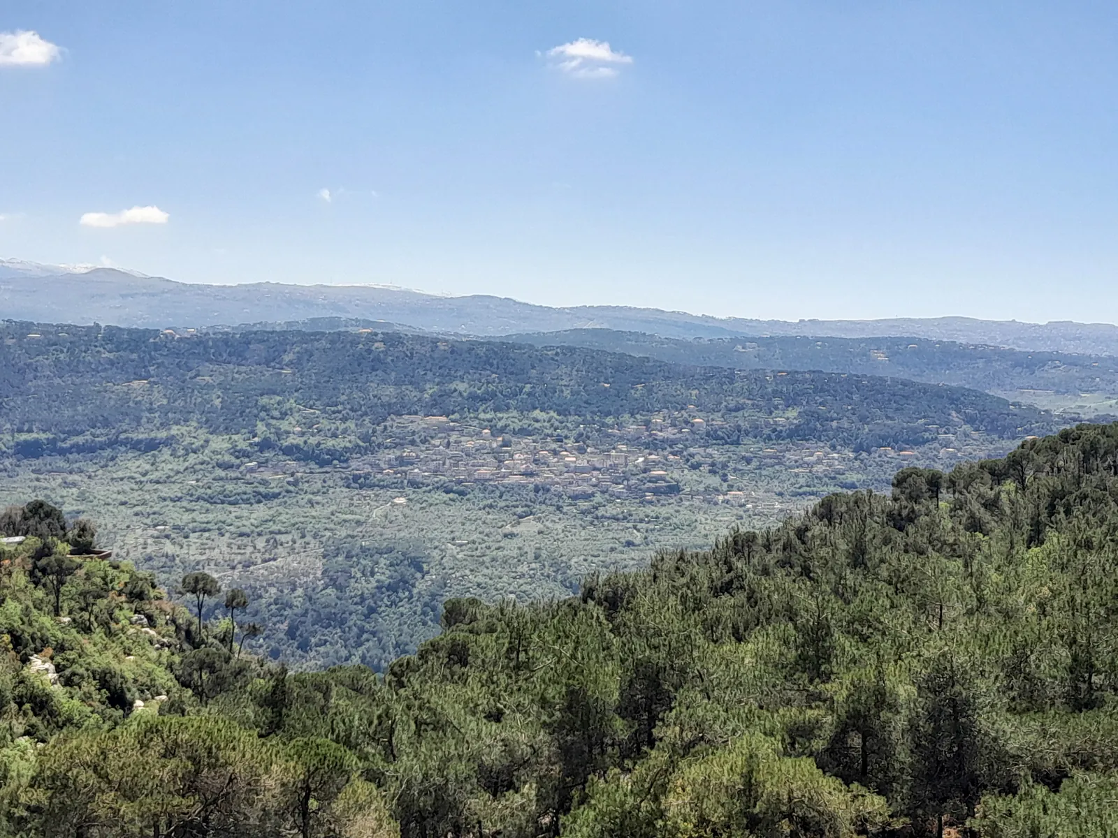 Apartment in Douar, Metn with a Breathtaking Mountain View — الصورة 2