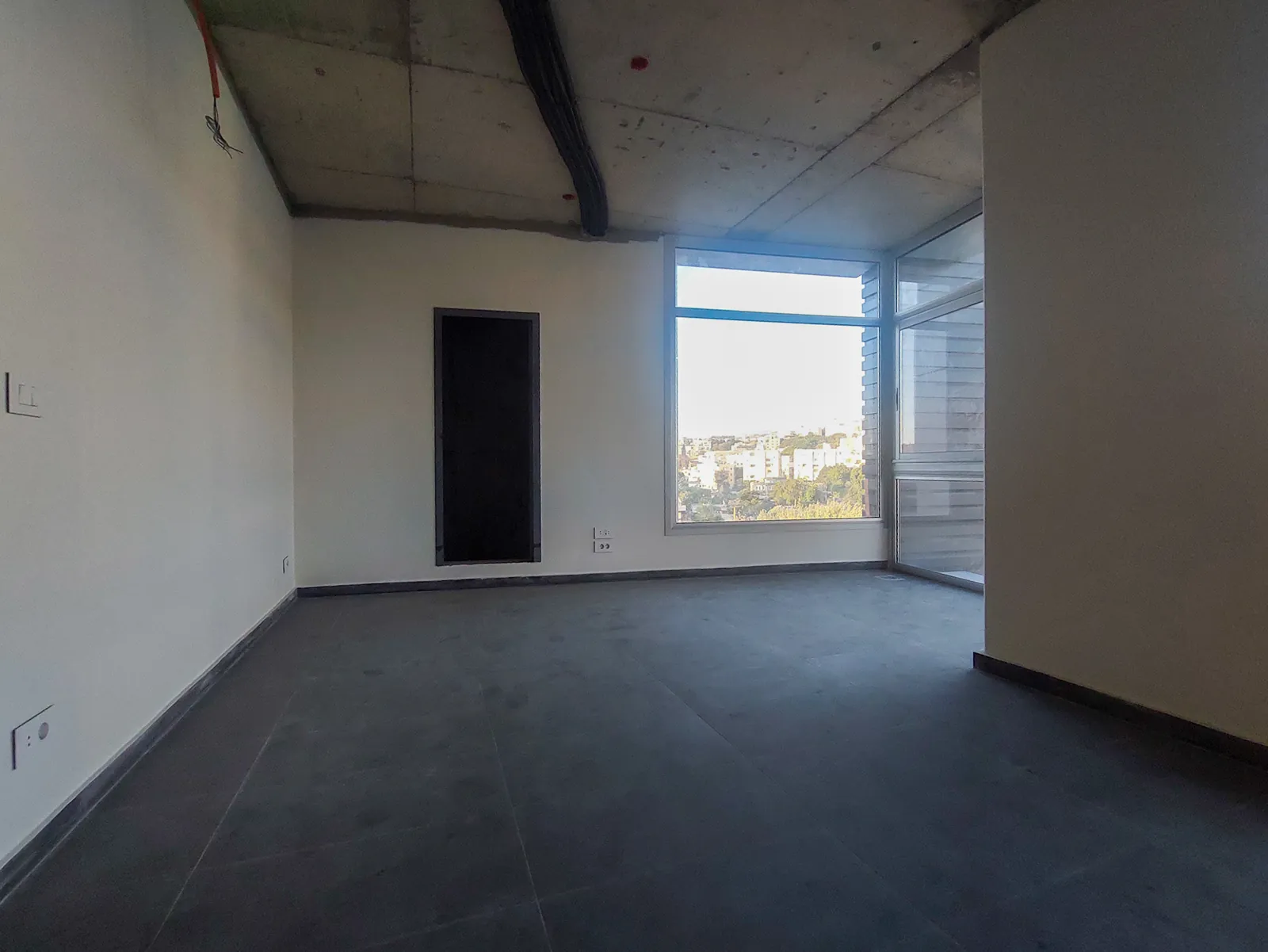 Prime location Brand New Office in Dbayeh, Metn — photo 3
