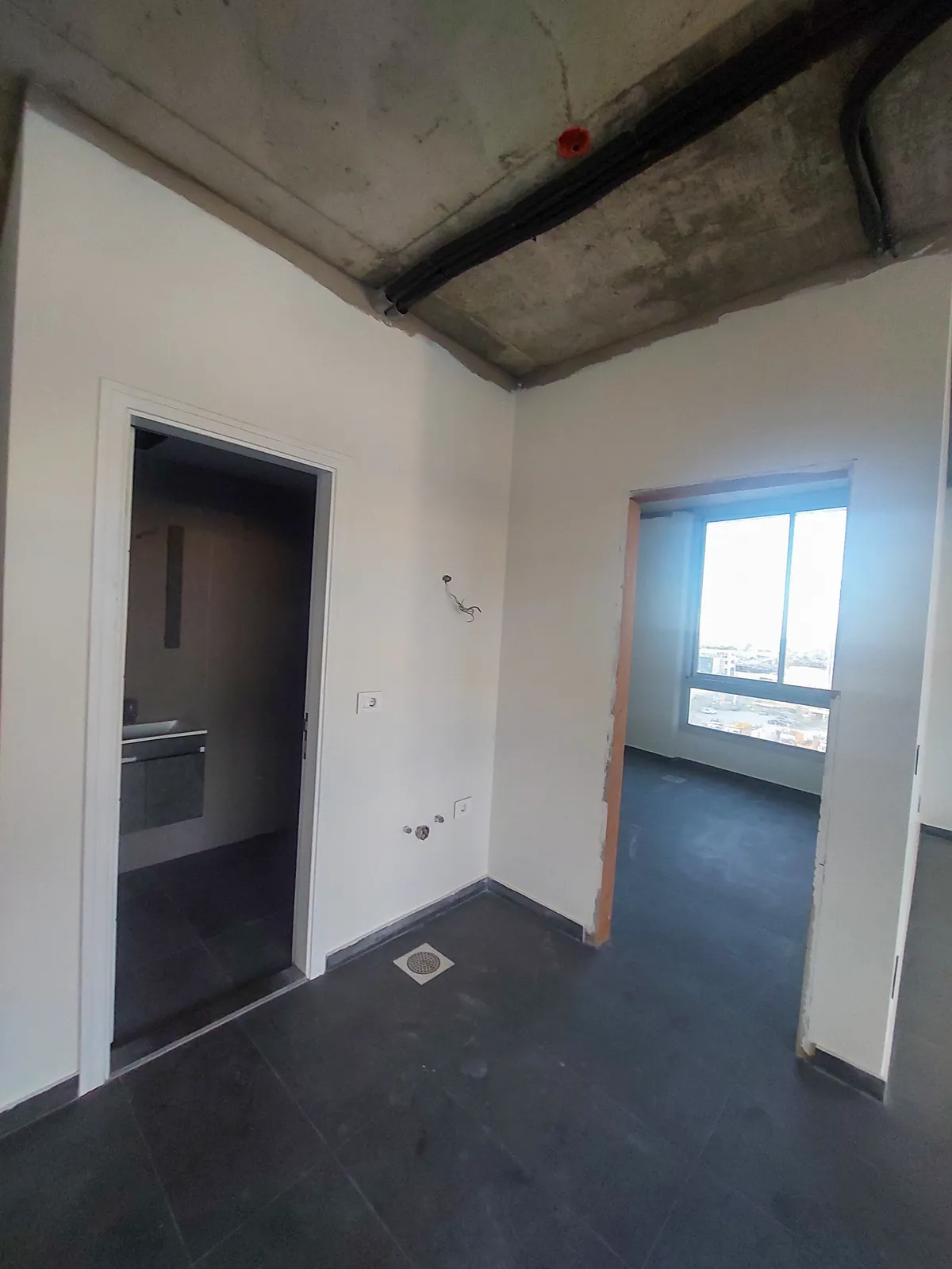 Prime location Brand New Office in Dbayeh, Metn — photo 4